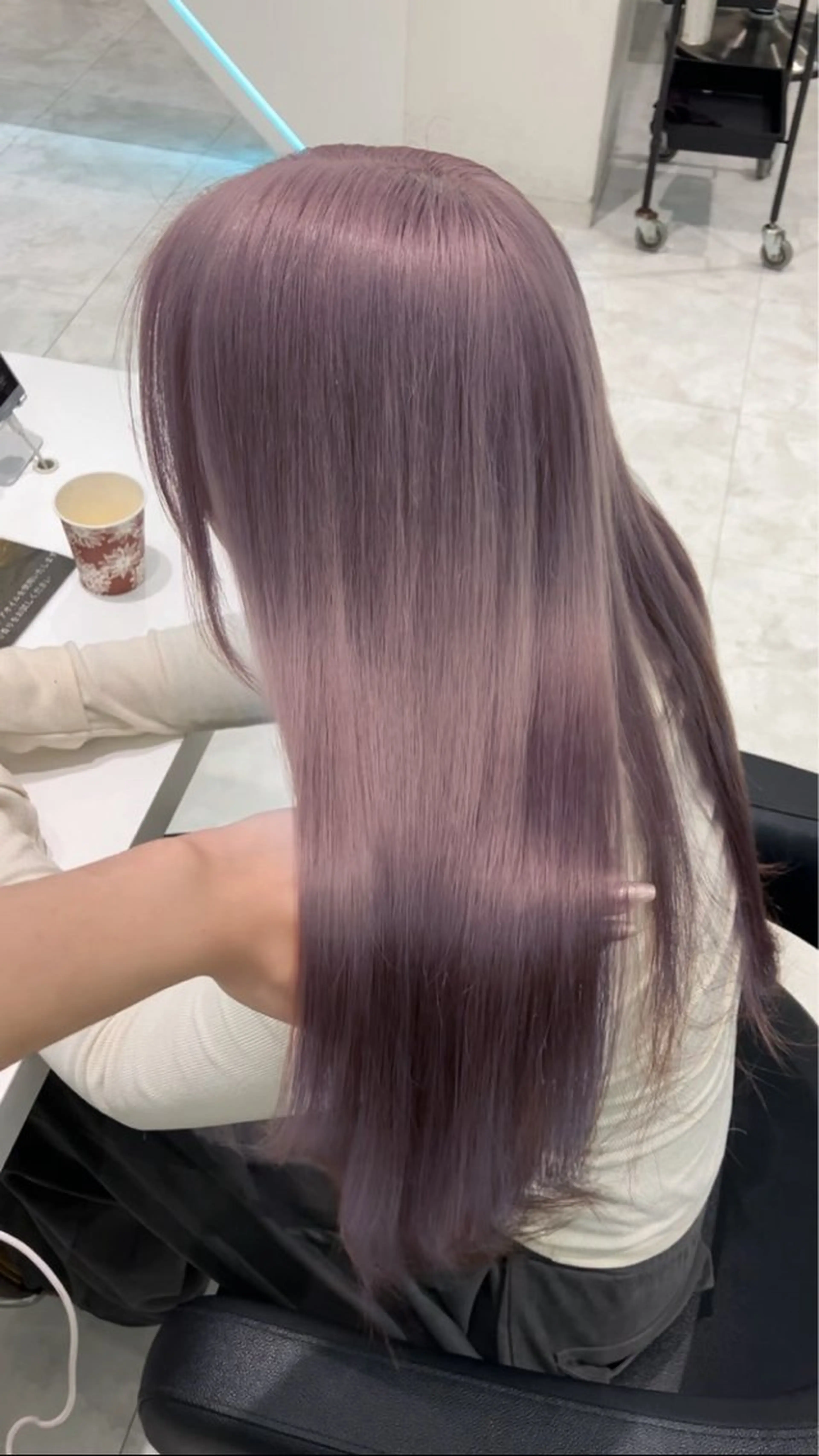 ロング カラー ヘアアレンジ ヘアカラー 💓ブリーチ特化 透明感💓あい💓のヘアスタイル