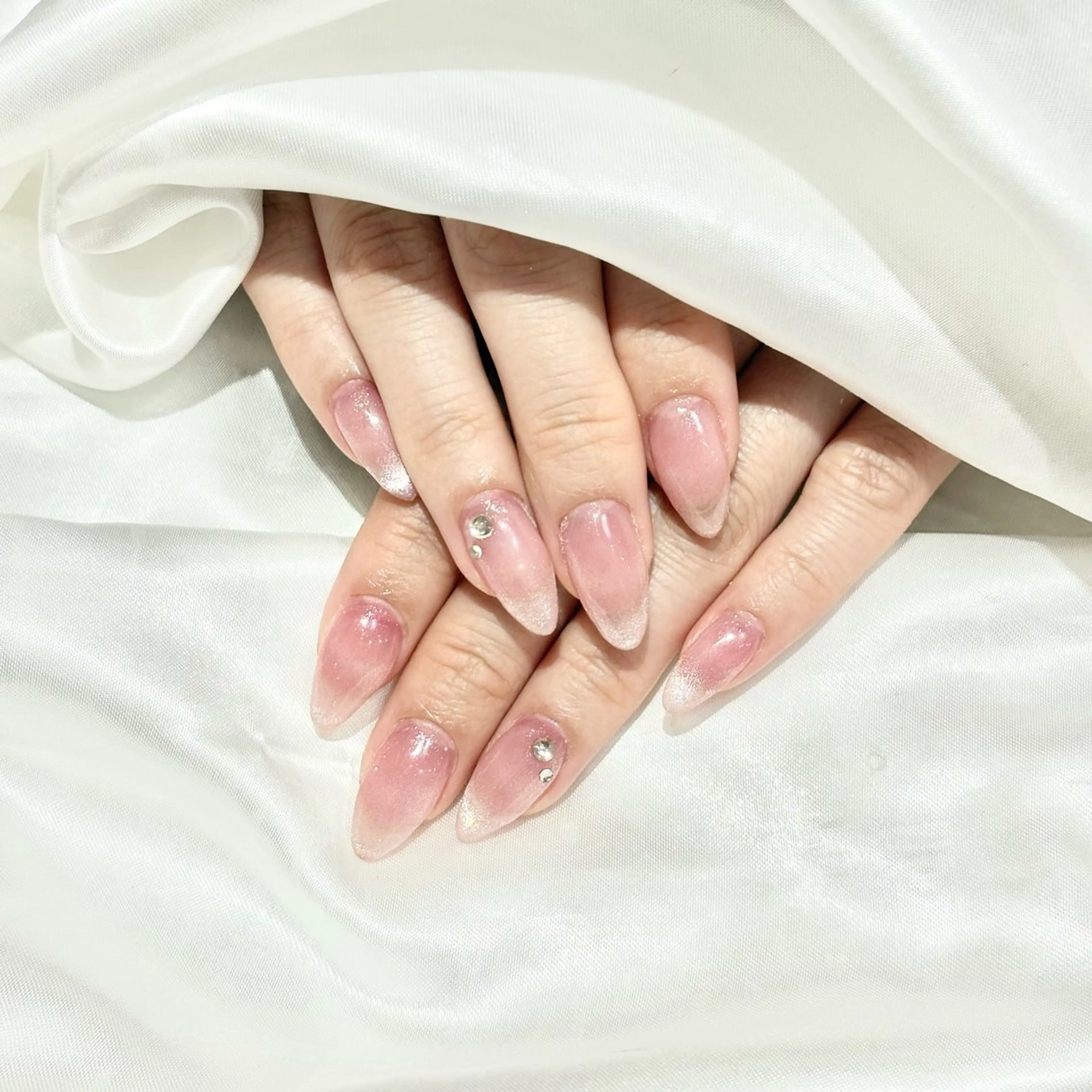 ネイル ハンドネイル WISTERIA sahoのネイルデザイン