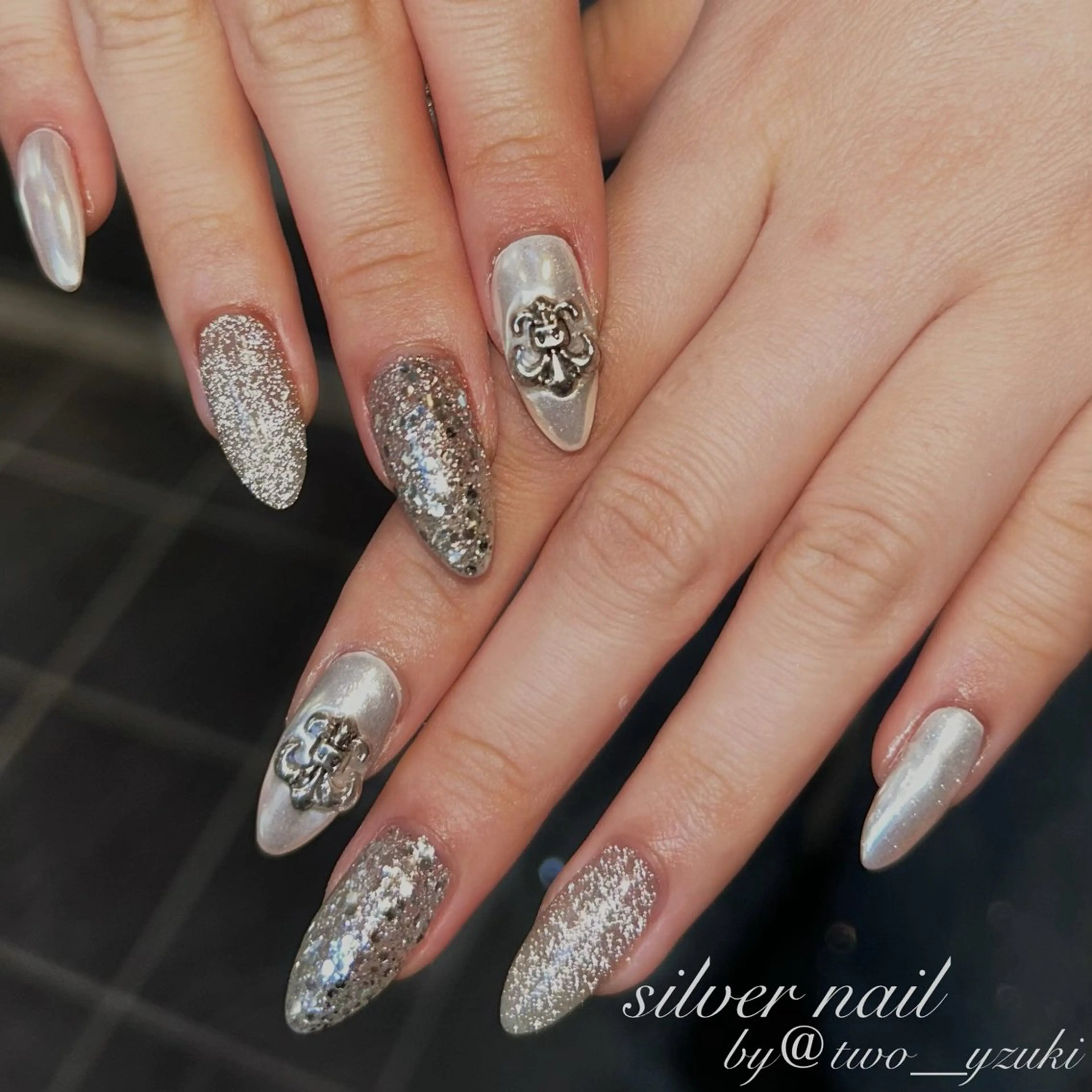 ネイル Two YUZUKIのネイルデザイン