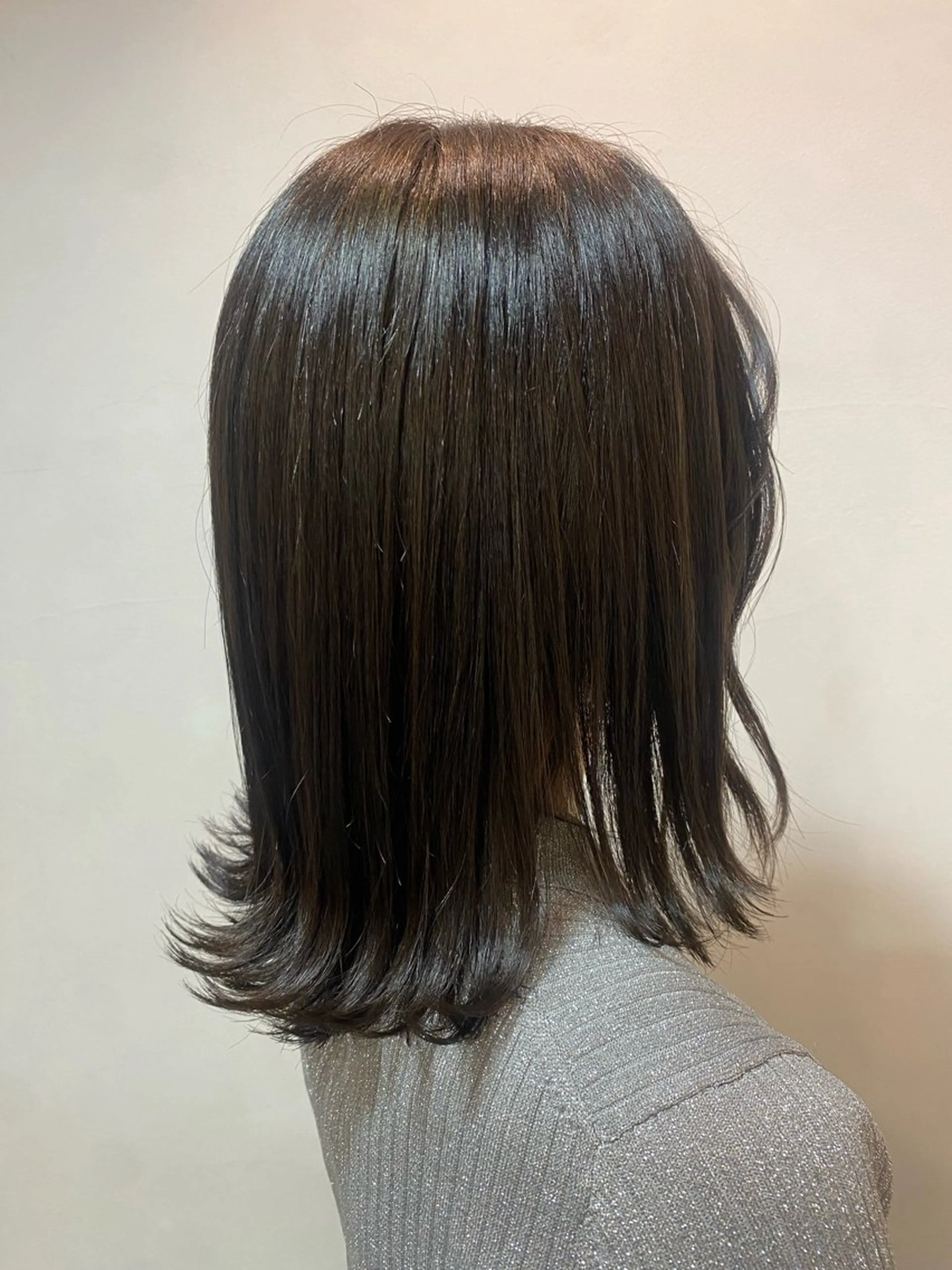 ミディアム カラー ブリーチ 透明感カラー グレージュ ハイライトカラー ハイライト emerge池袋東口 NANAのヘアスタイル