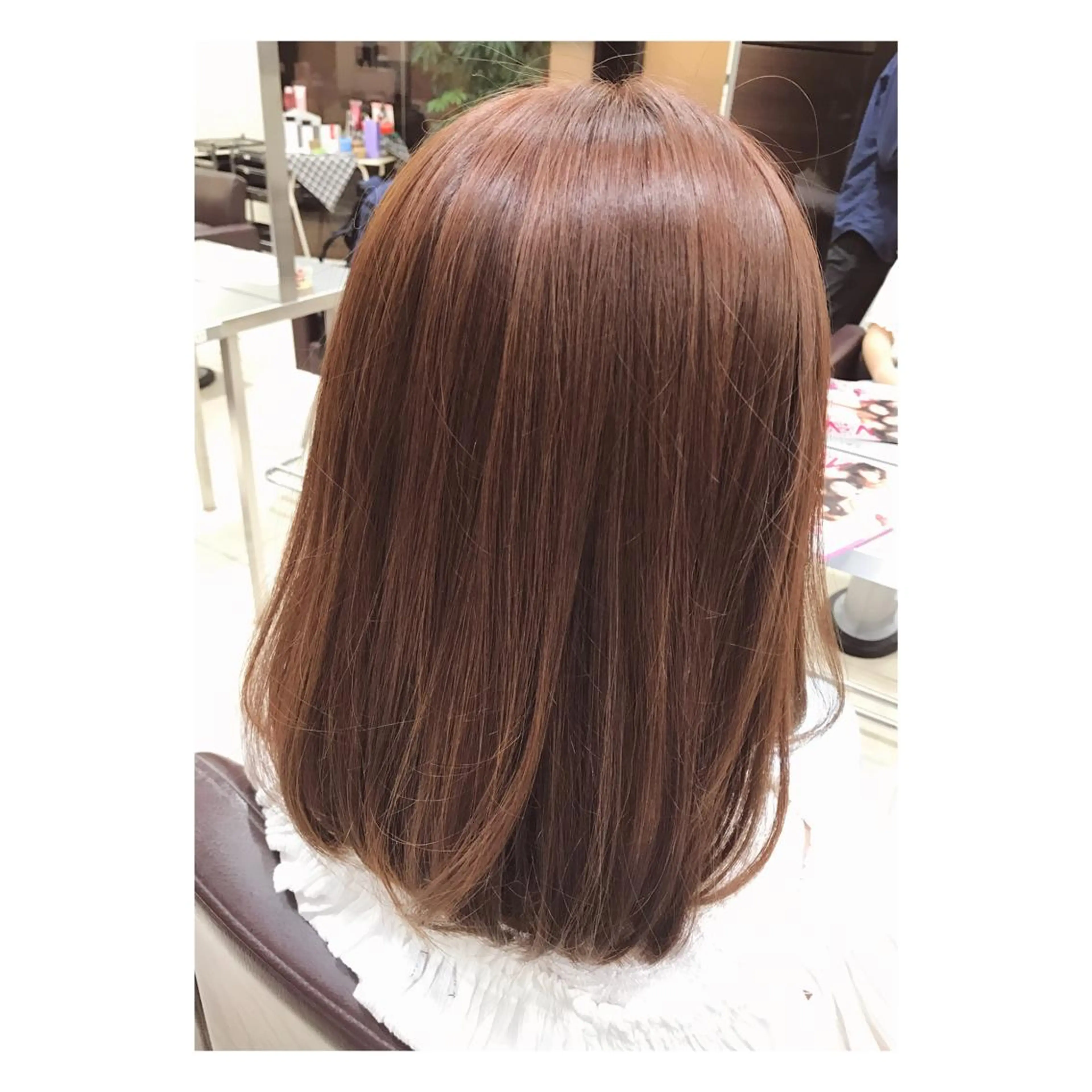 ミディアム カラー ガナーズヘアードレッシング所属・はたの ひろみのマツエク・マツパデザイン