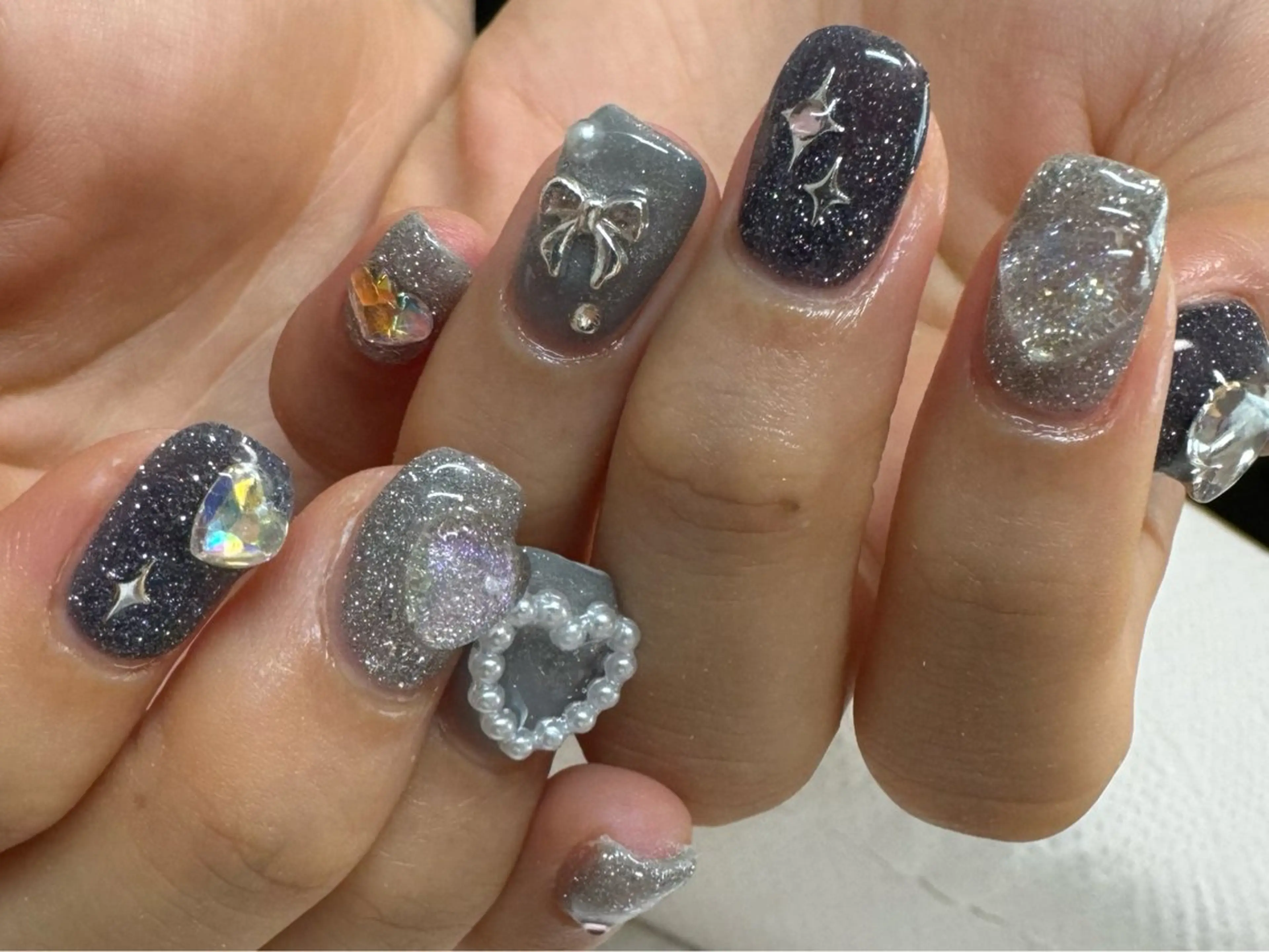ネイル フレンチネイル ハート ロングネイル マグネットネイル ミラーネイル MH_ Nailのネイルデザイン