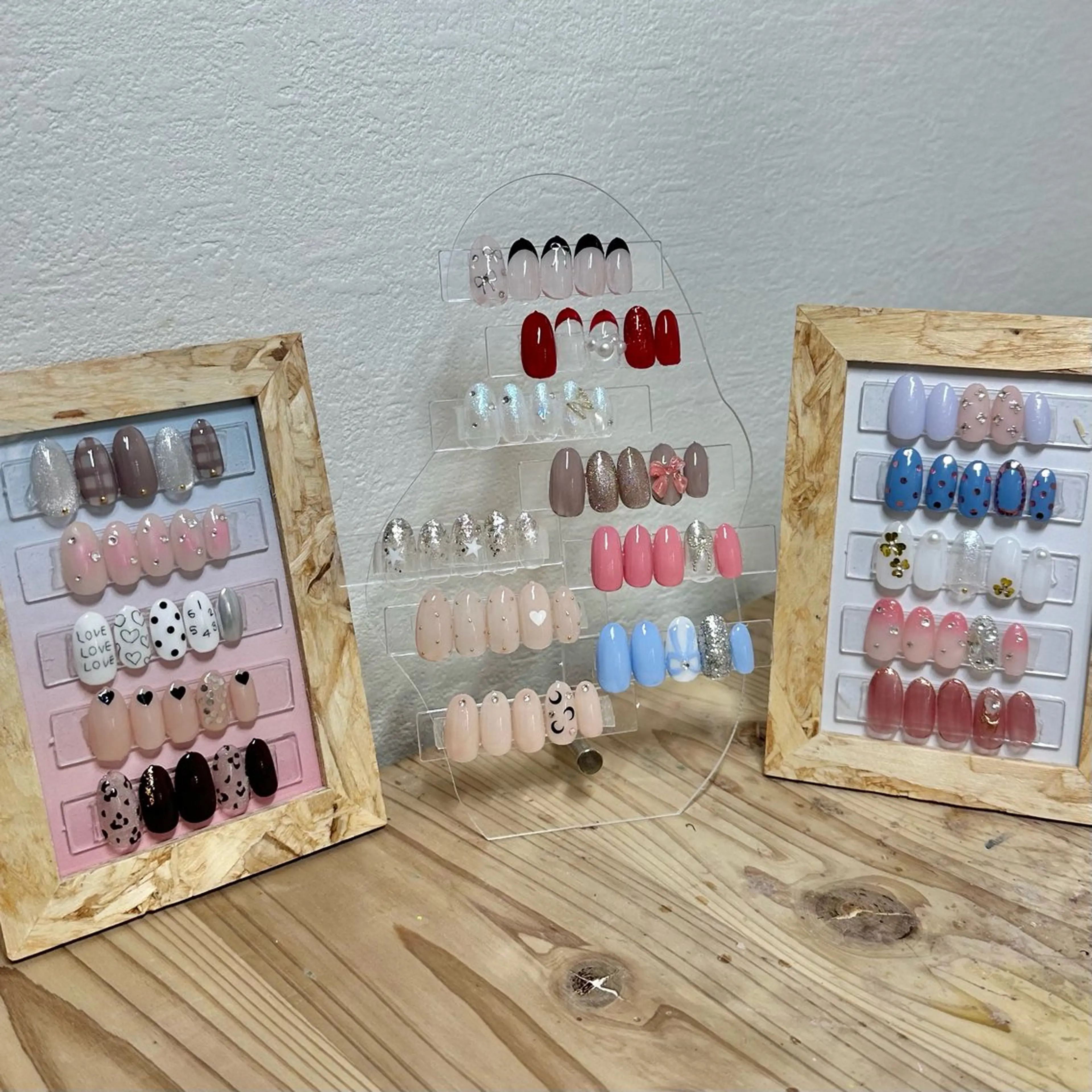 ネイル La vie est belle.所属・ラヴィエベル なつみのネイルデザイン