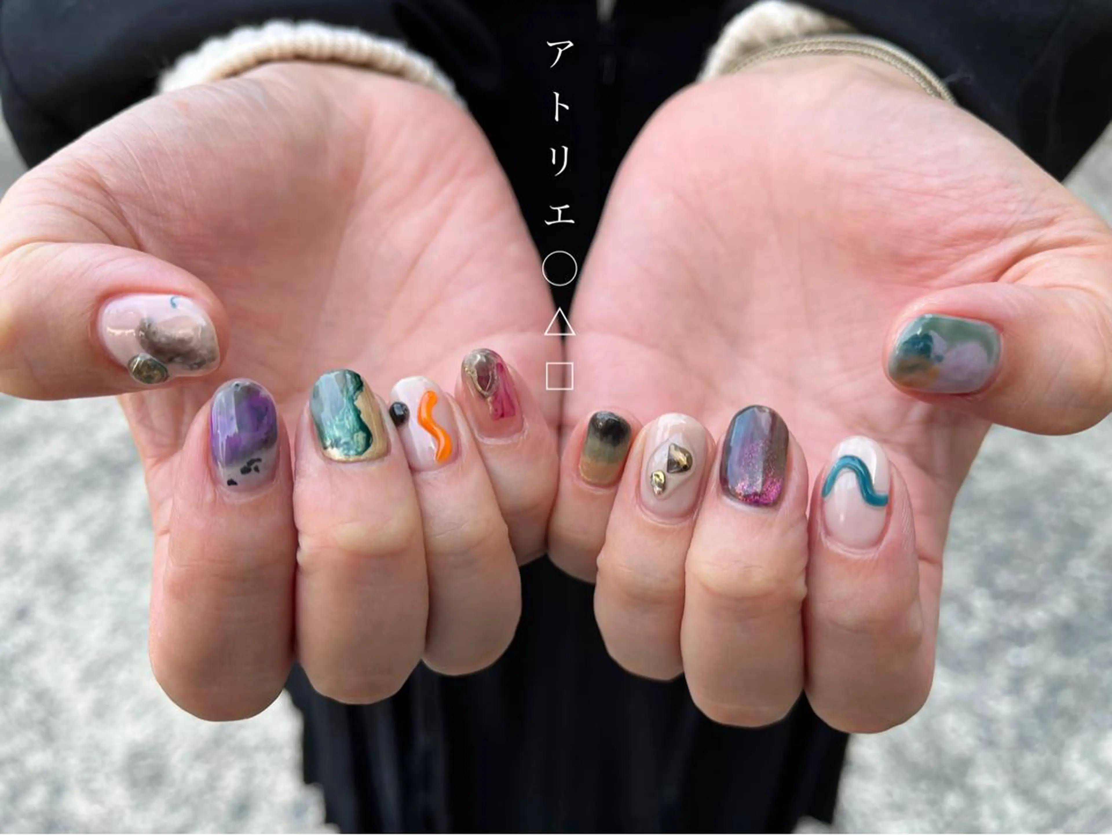 ネイル ニュアンスネイル ハンドネイル アトリエ ○△□のネイルデザイン