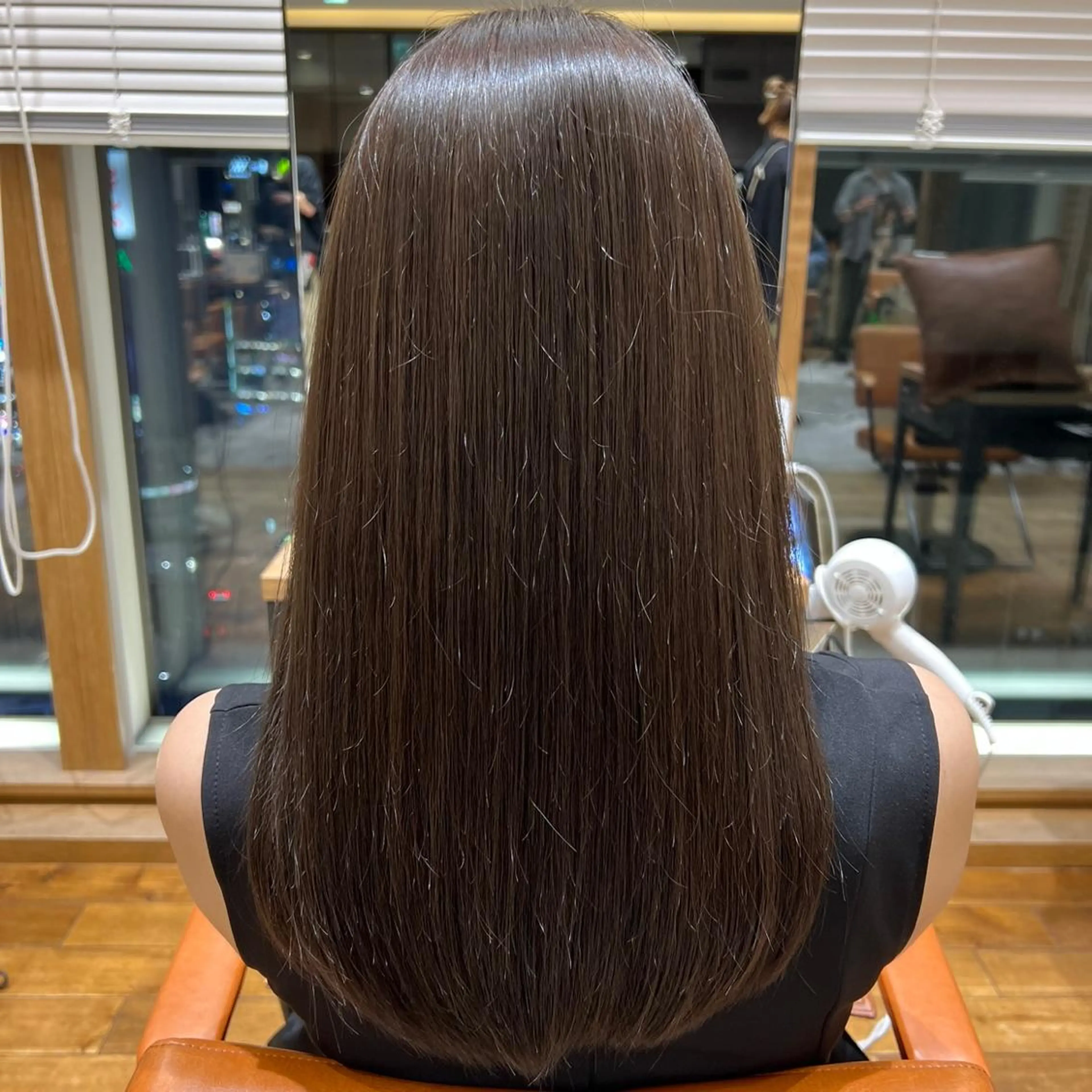 ロング カラー 💍新宿ショート 💍岩田莉奈のヘアスタイル