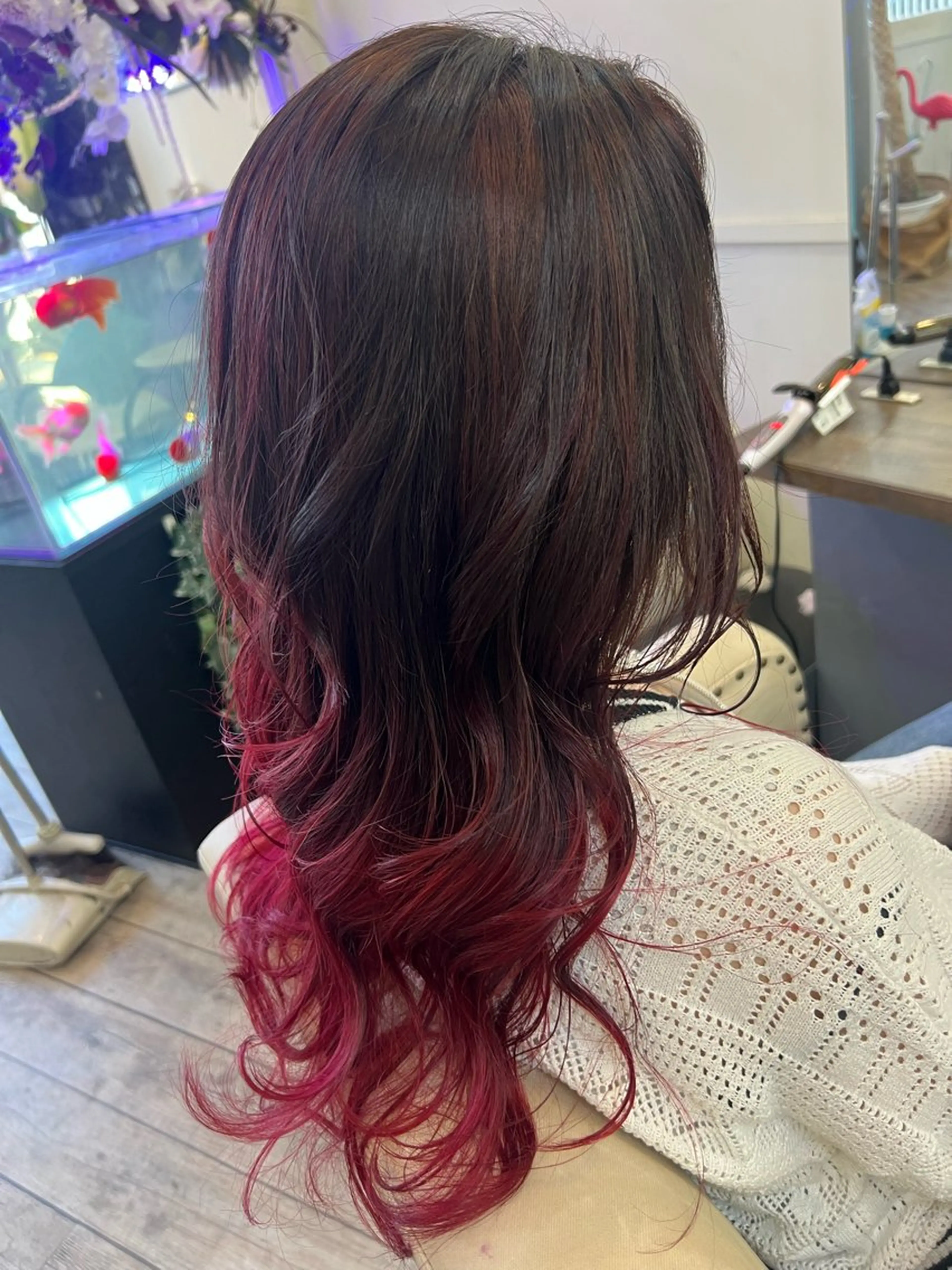 ロング カラー 鶴見 和美のヘアスタイル