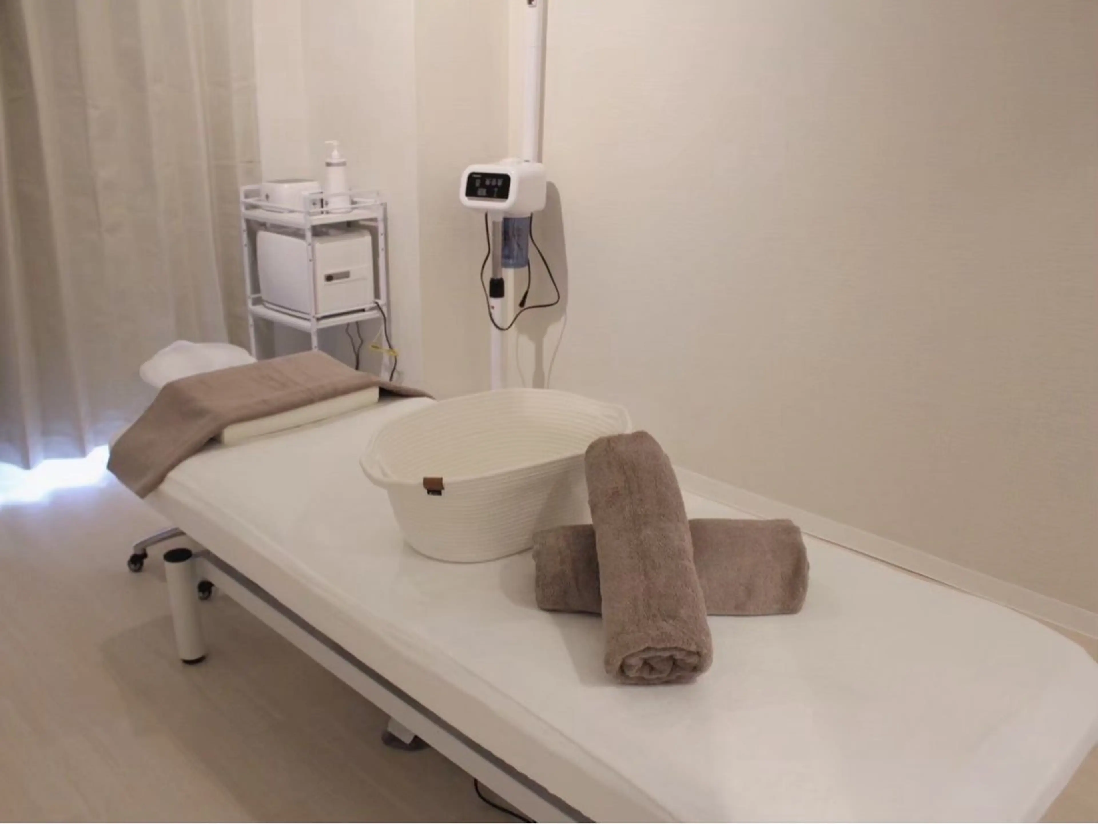 【11月限定🈹70%off】贅沢✨全身リンパボディ&小顔フェイシャル140分の写真