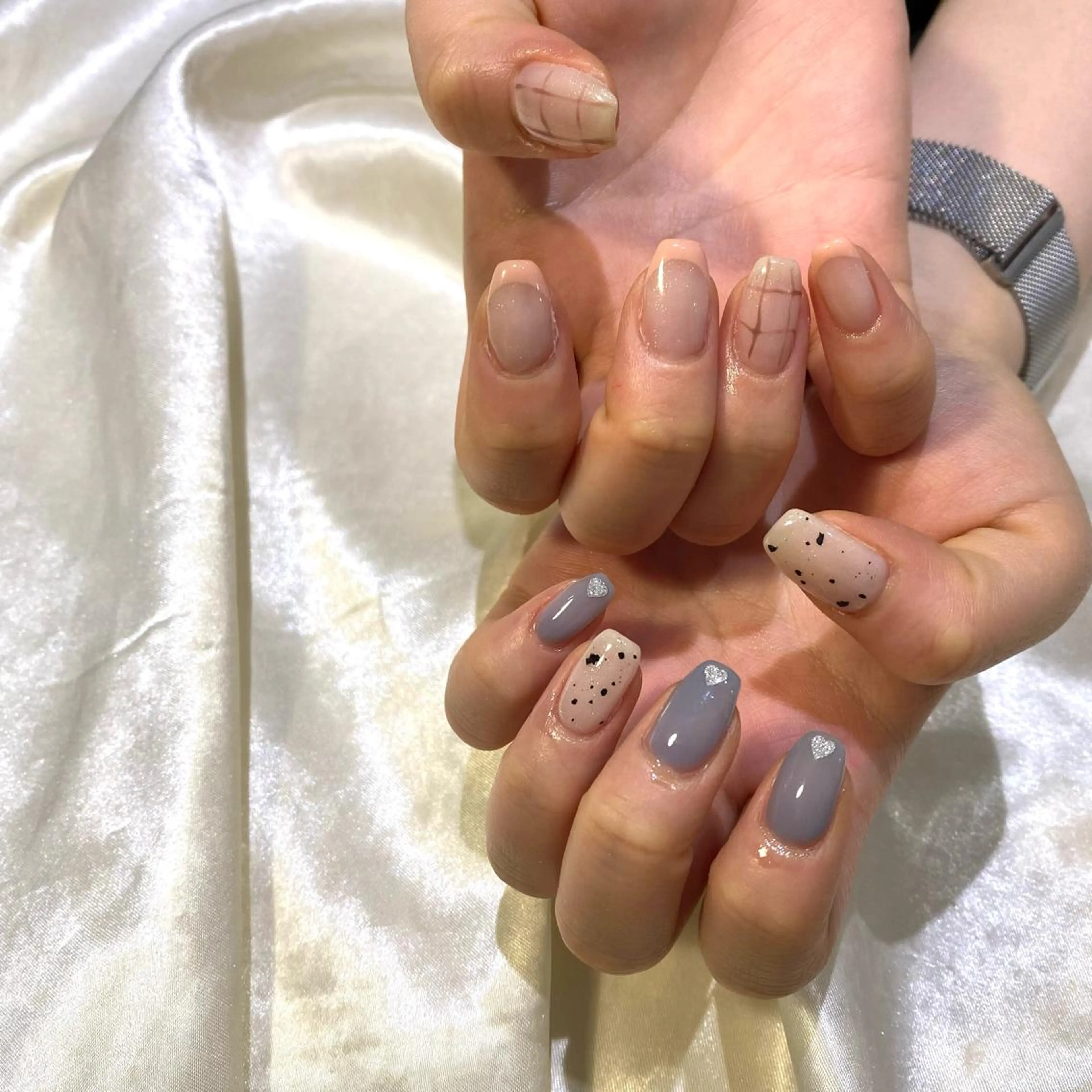 ネイル ハンドネイル 西岡 杏のネイルデザイン