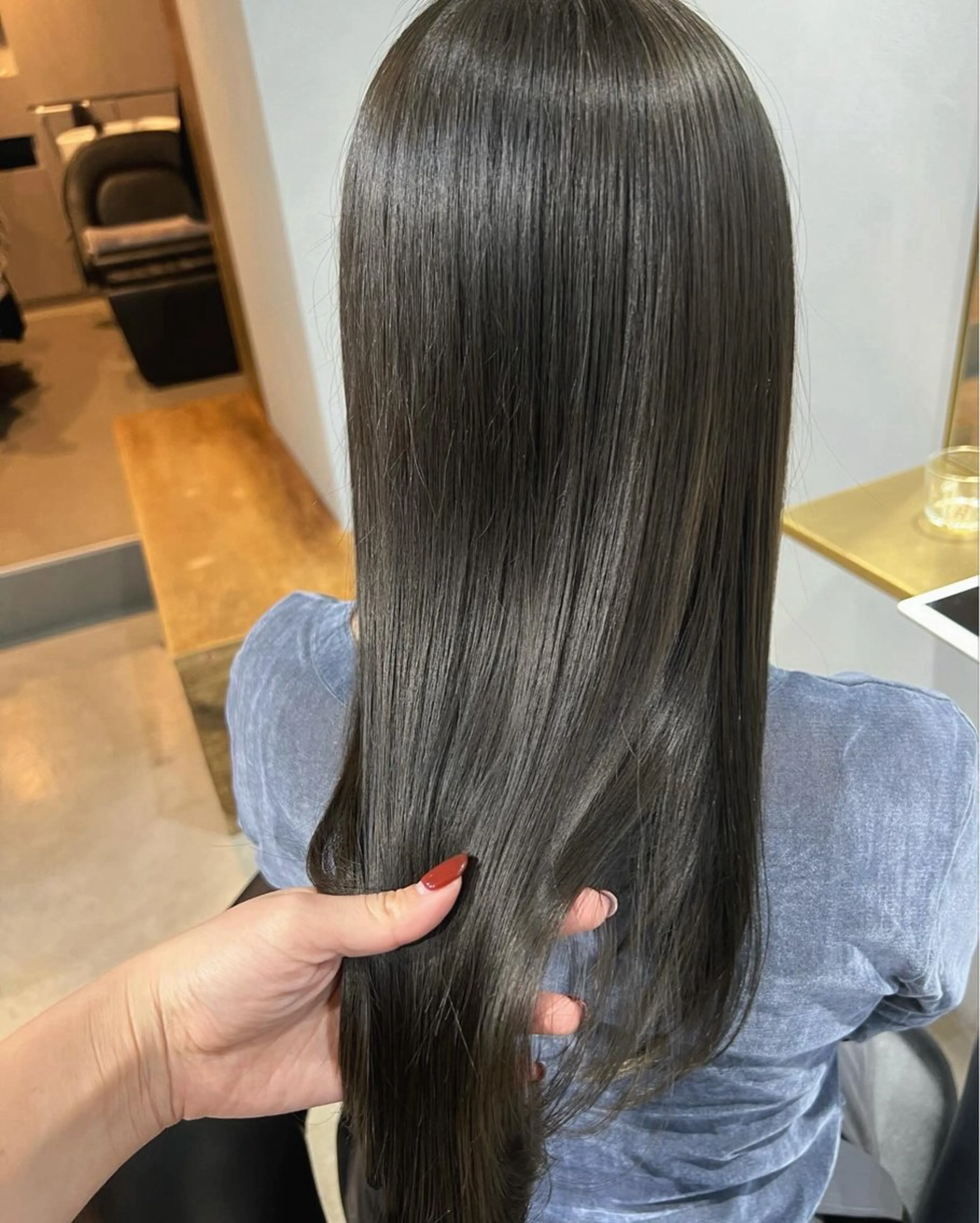 ロング カラー ブリーチ 透明感カラー ダブルカラー ブリーチなしカラー akane/ベージュ /オリーブ/ブラウンのヘアスタイル