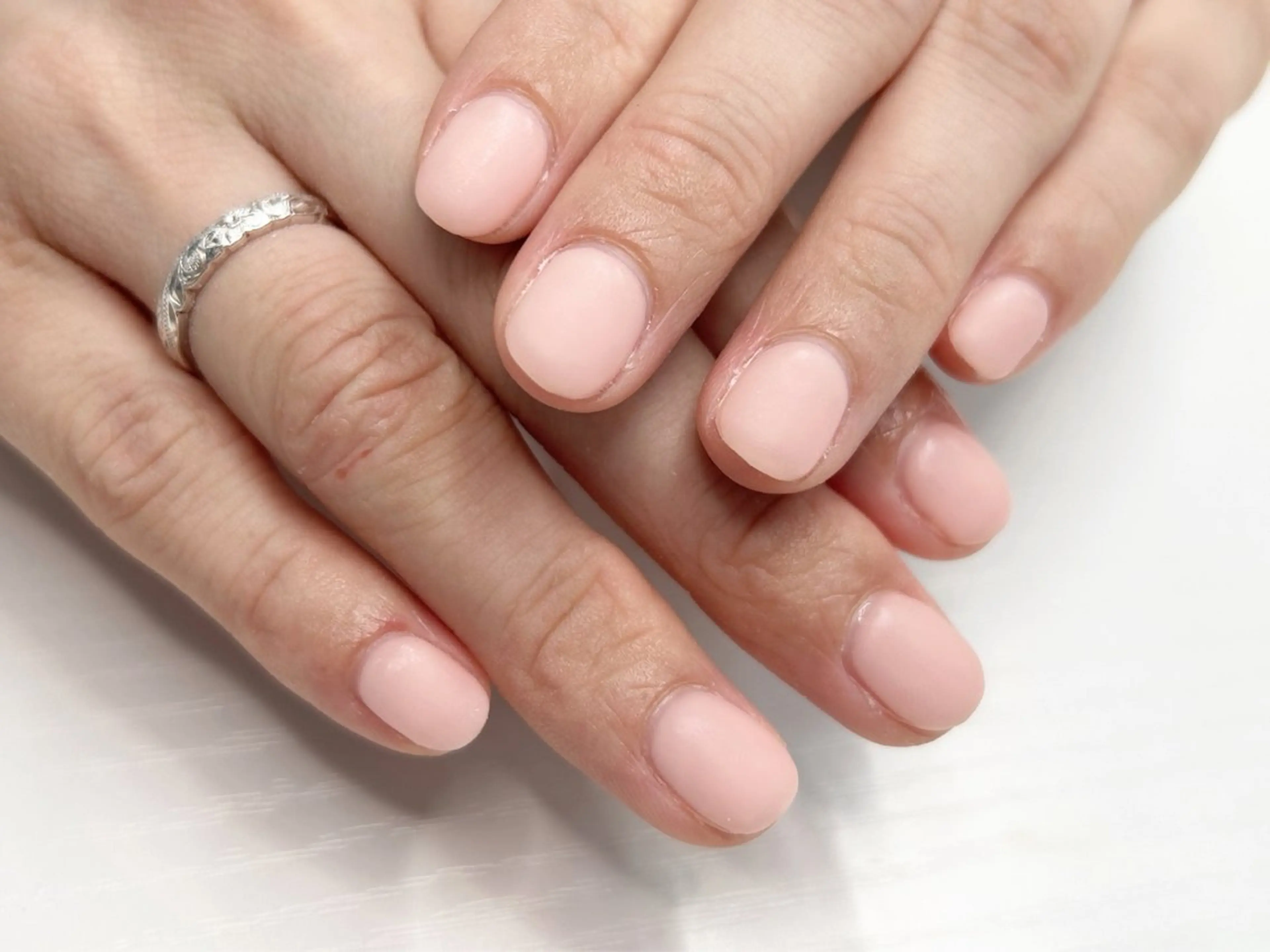 ネイル 桜ネイル マットネイル オフィスネイル ワンカラーネイル ショートネイル ハンドネイル Forca total studio所属・Forca Airaのネイルデザイン