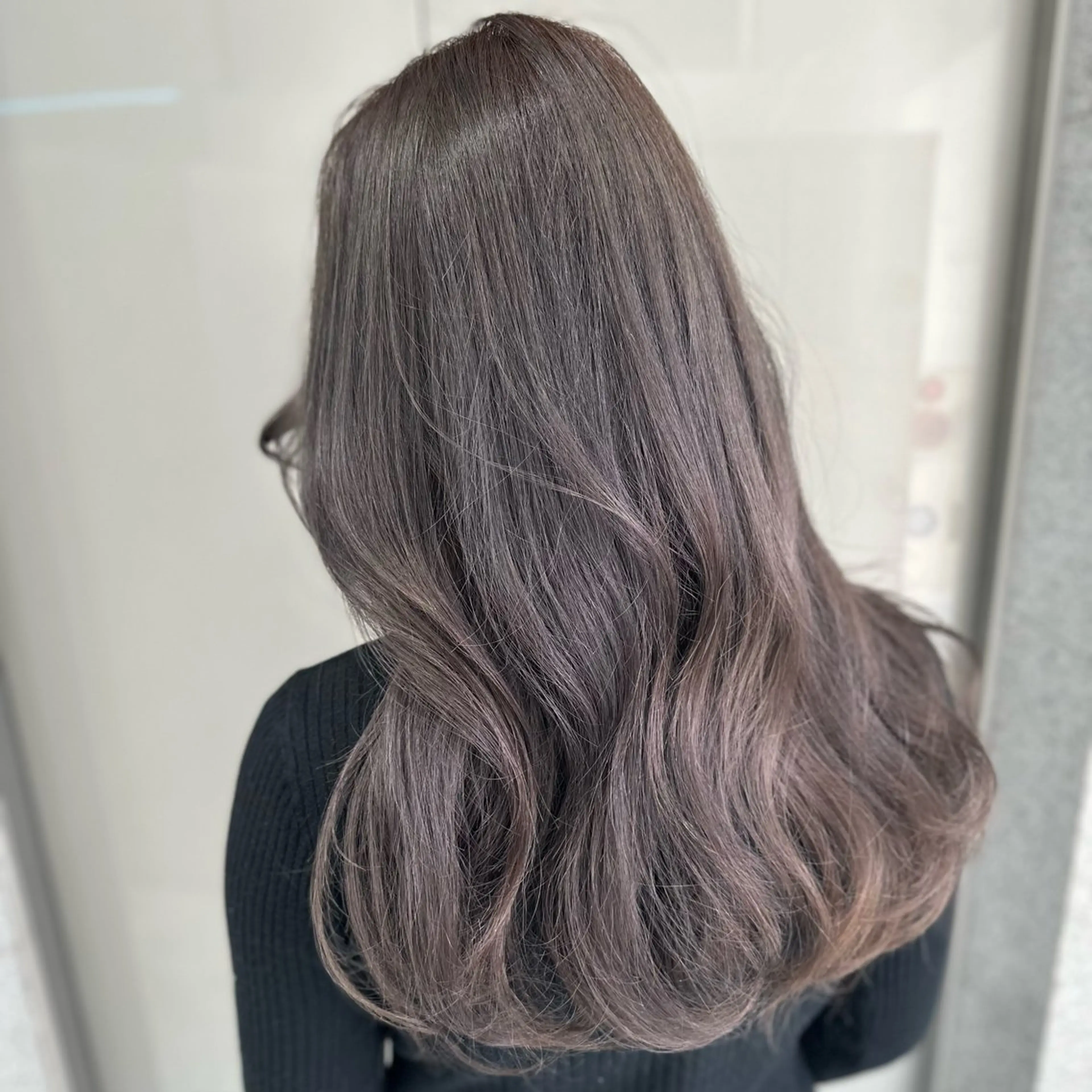 ロング カラー 艶髪グレージュ特化/ CHIKARAのヘアスタイル