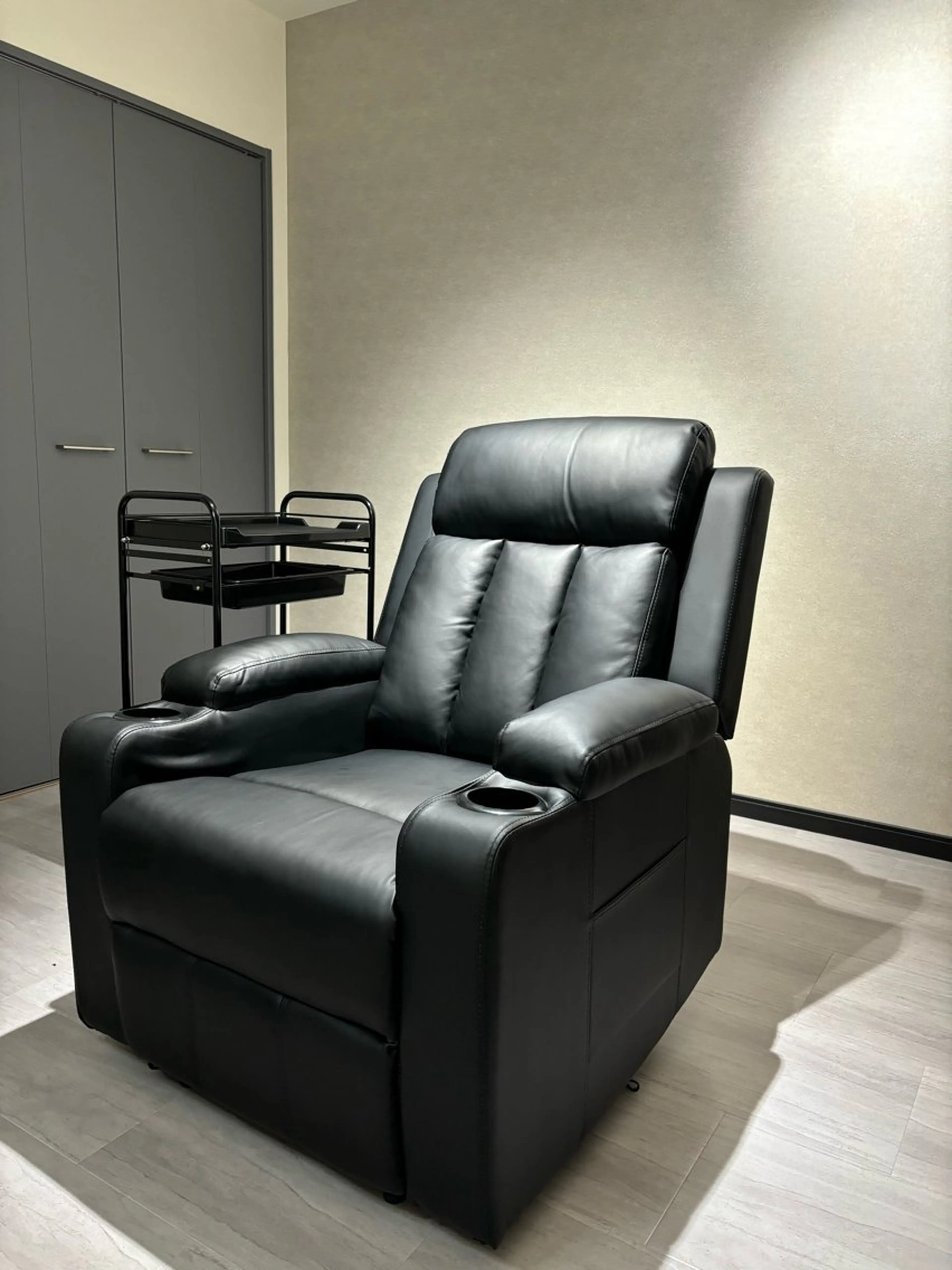 メンズ アイブロウ 眉毛サロン Geko ゲコ 南越谷 新越谷所属・メンズ専門眉毛サロン Gekoの眉毛・アイブロウイメージ