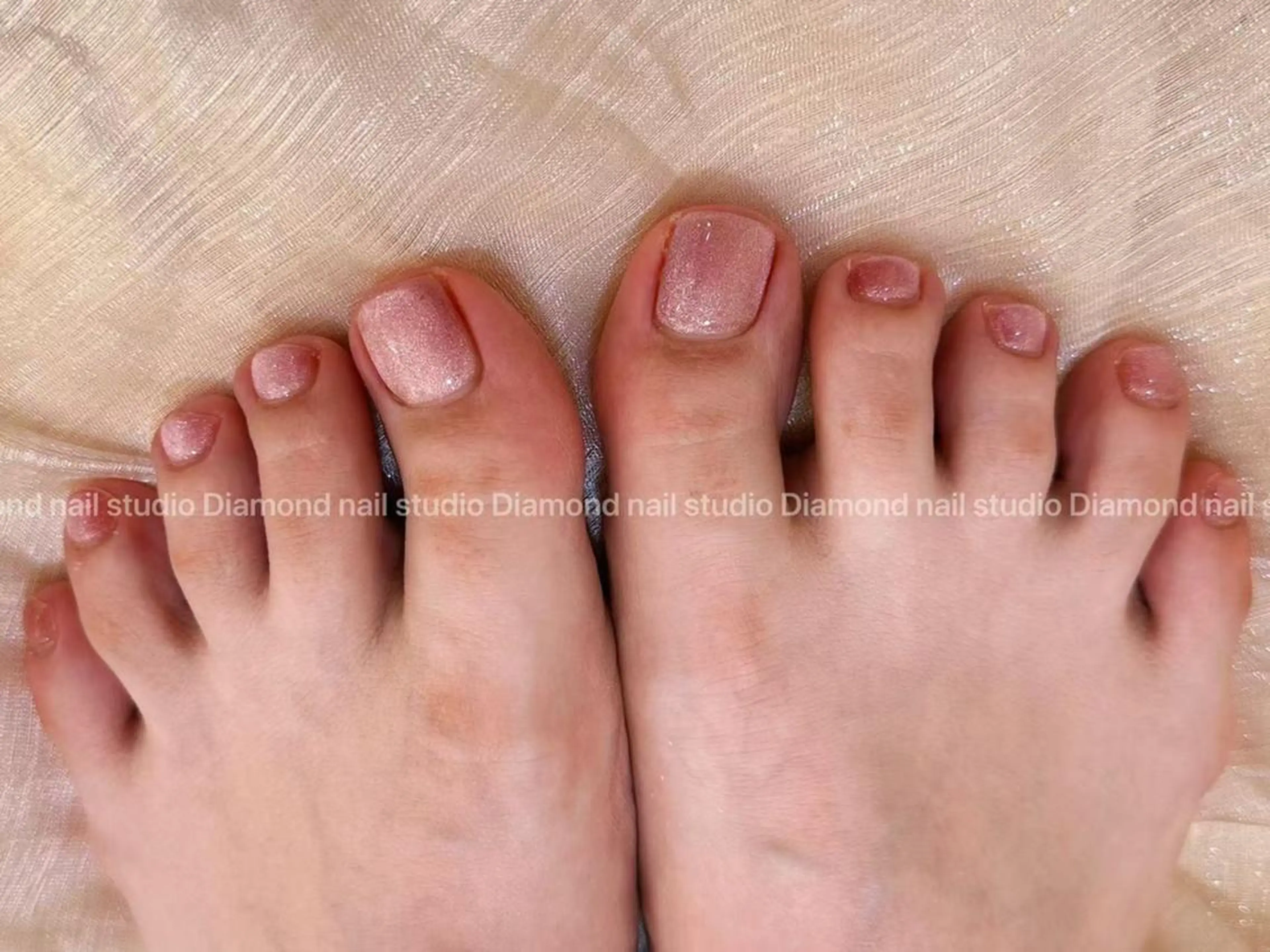 ネイル アートネイル オーロラネイル ガーリー キラキラネイル マグネットネイル フットネイル Diamond ✨のネイルデザイン