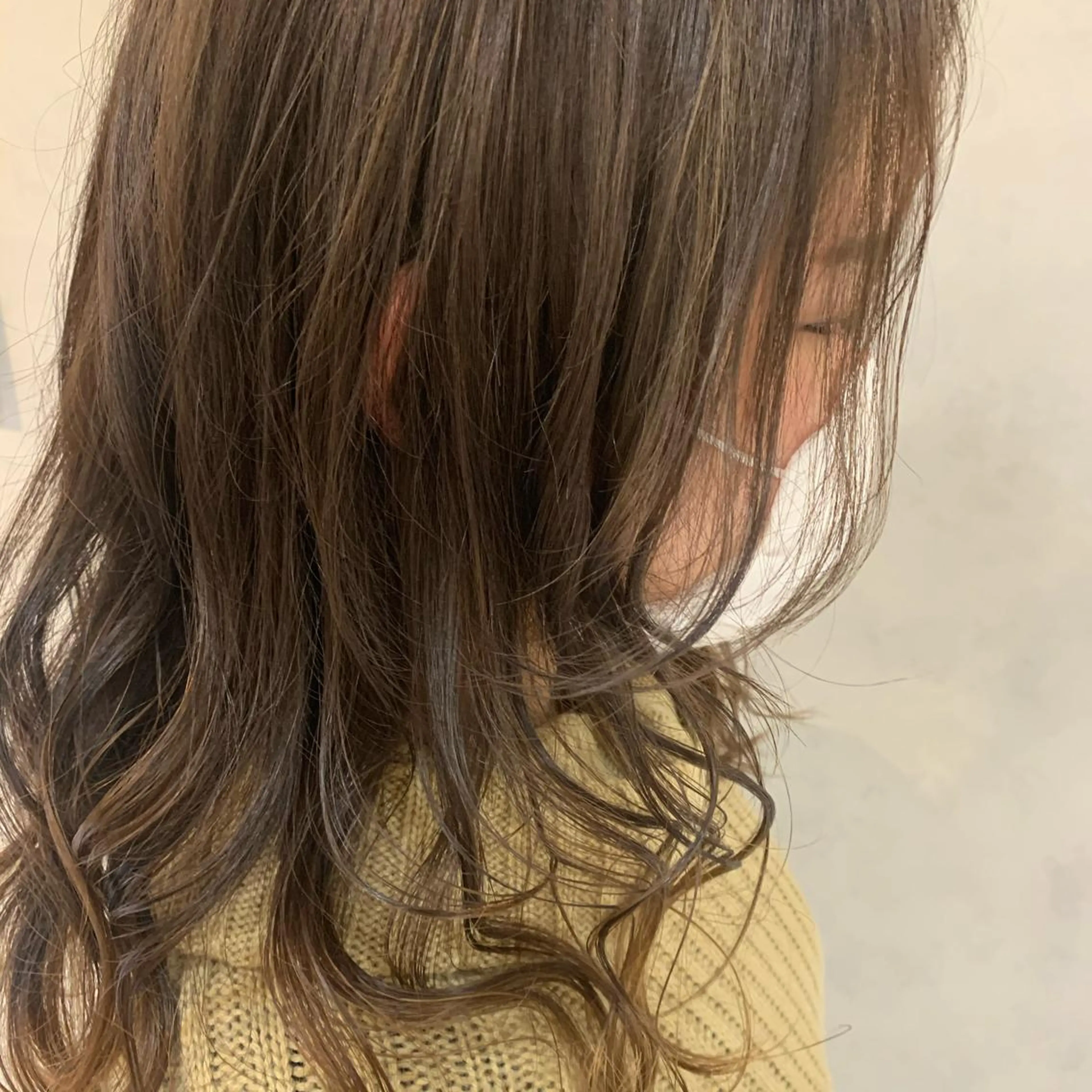 セミロング カラー カット トリートメント ︎︎🧸 yuri ︎︎🧸のヘアスタイル