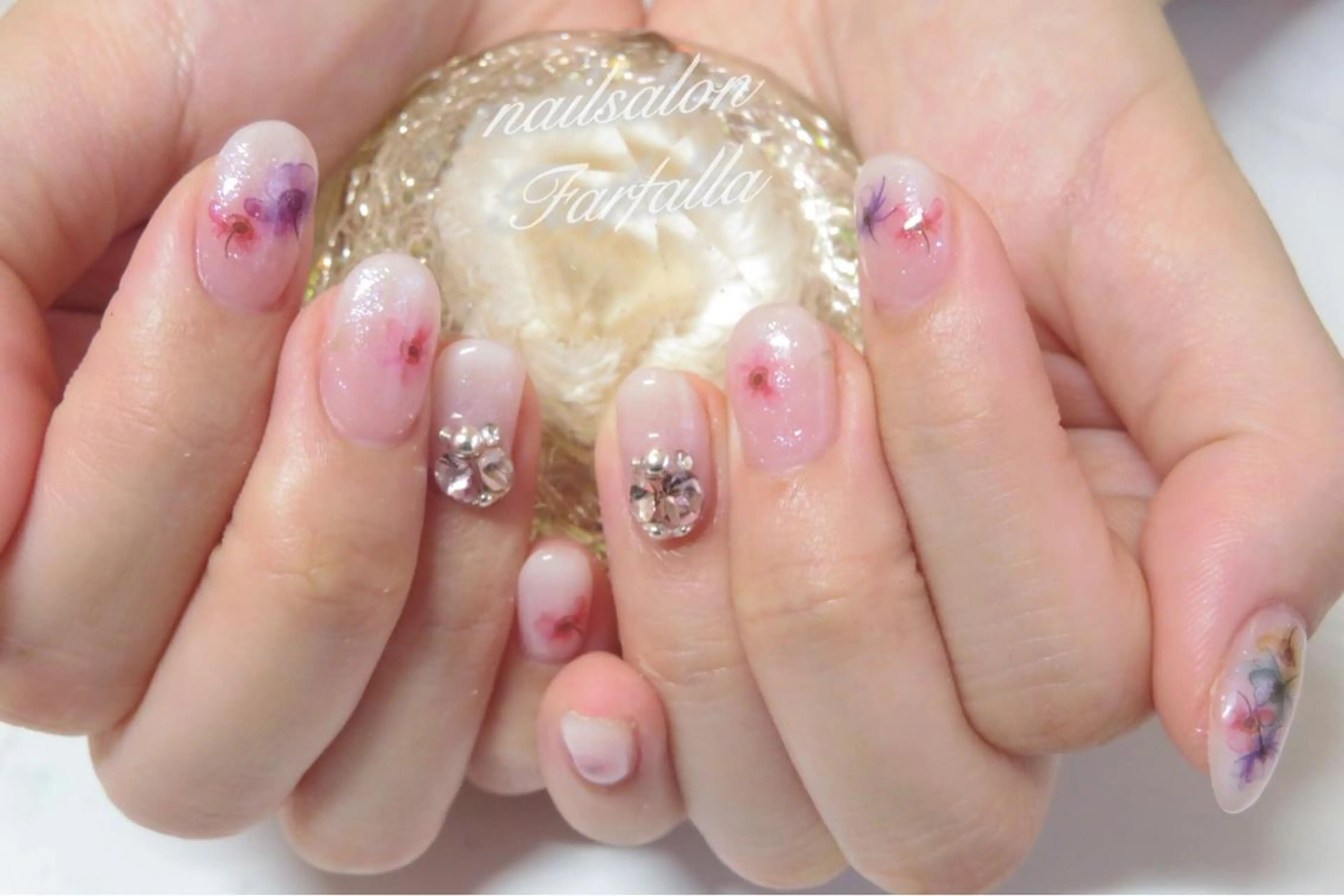 ネイル Farfalla Kieのネイルデザイン