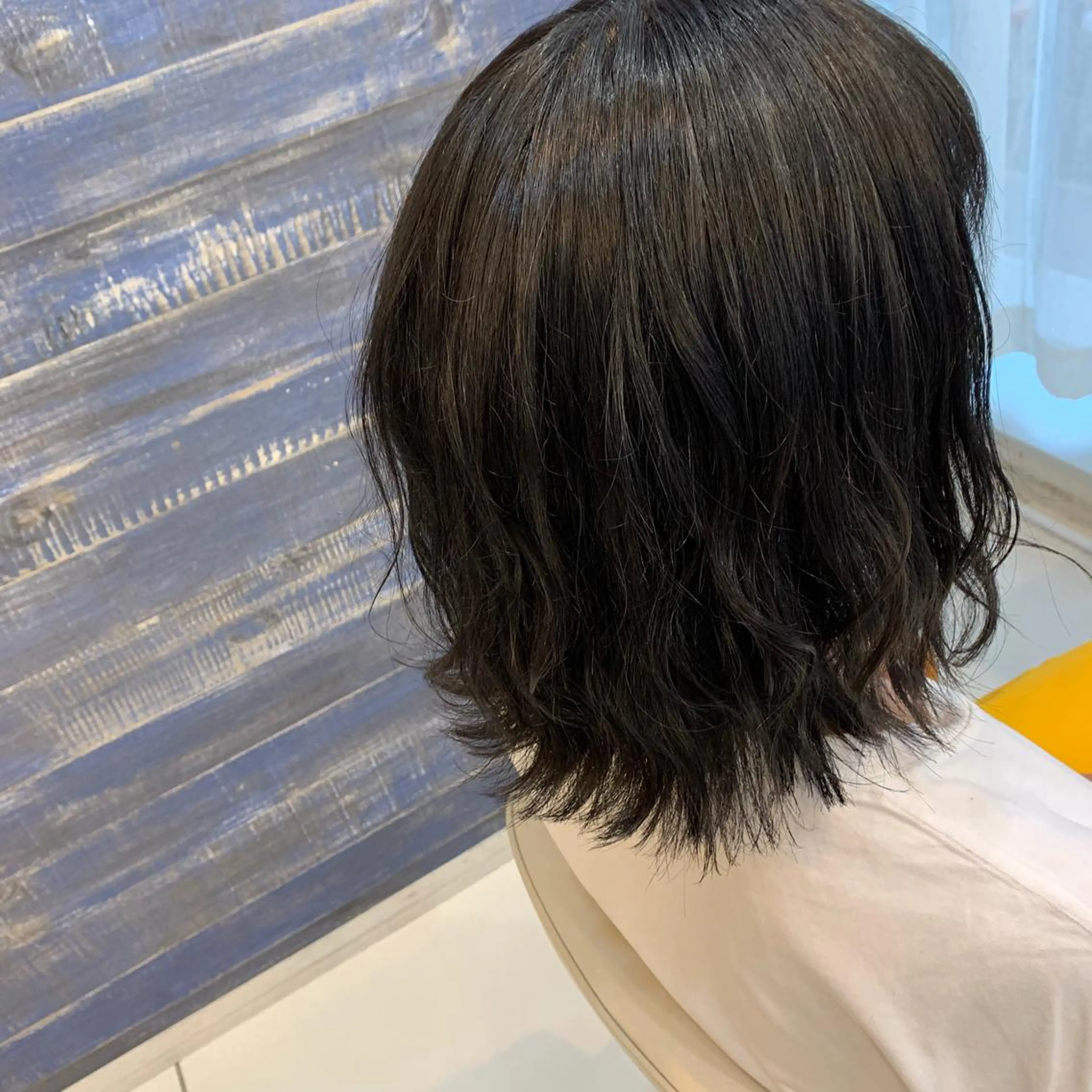 カラー ブリーチ GOTODAYシェアサロン所属・天野 利咲のヘアスタイル