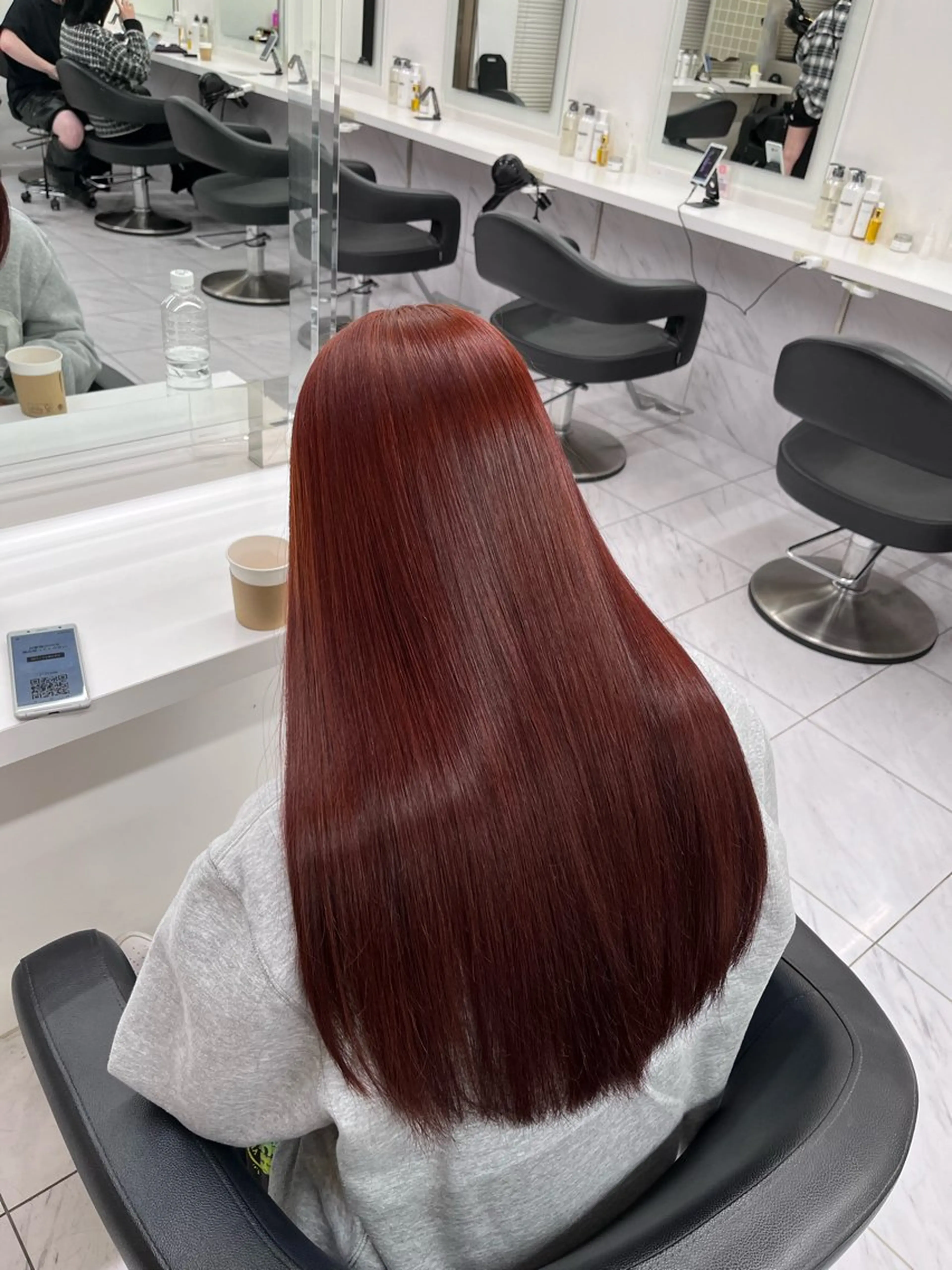 ♦️髪の悩みの解消に♦️カット+さら艶になれる縮毛矯正の写真