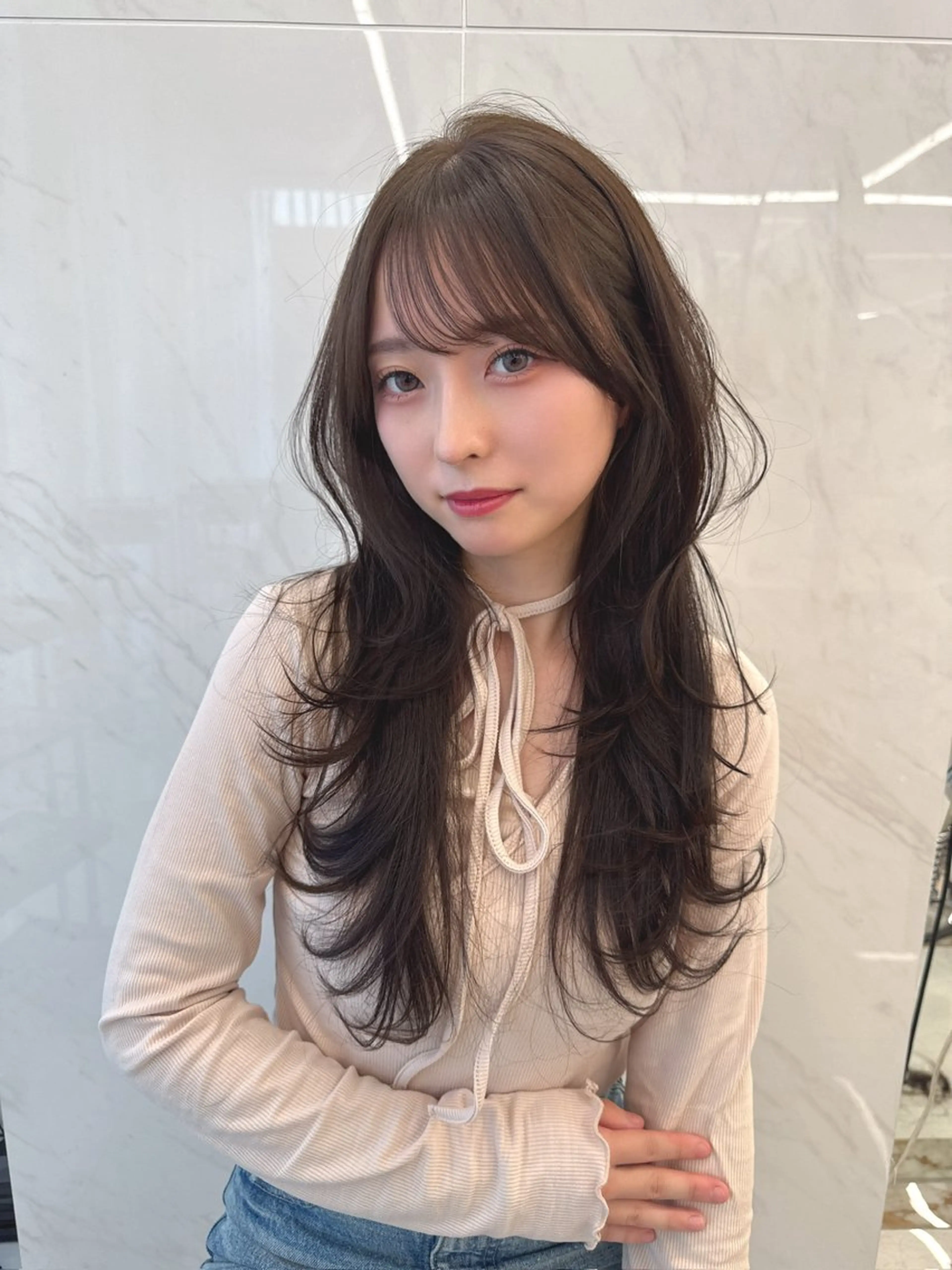 ロング 韓国風ヘア kiti Sakaeのヘアスタイル