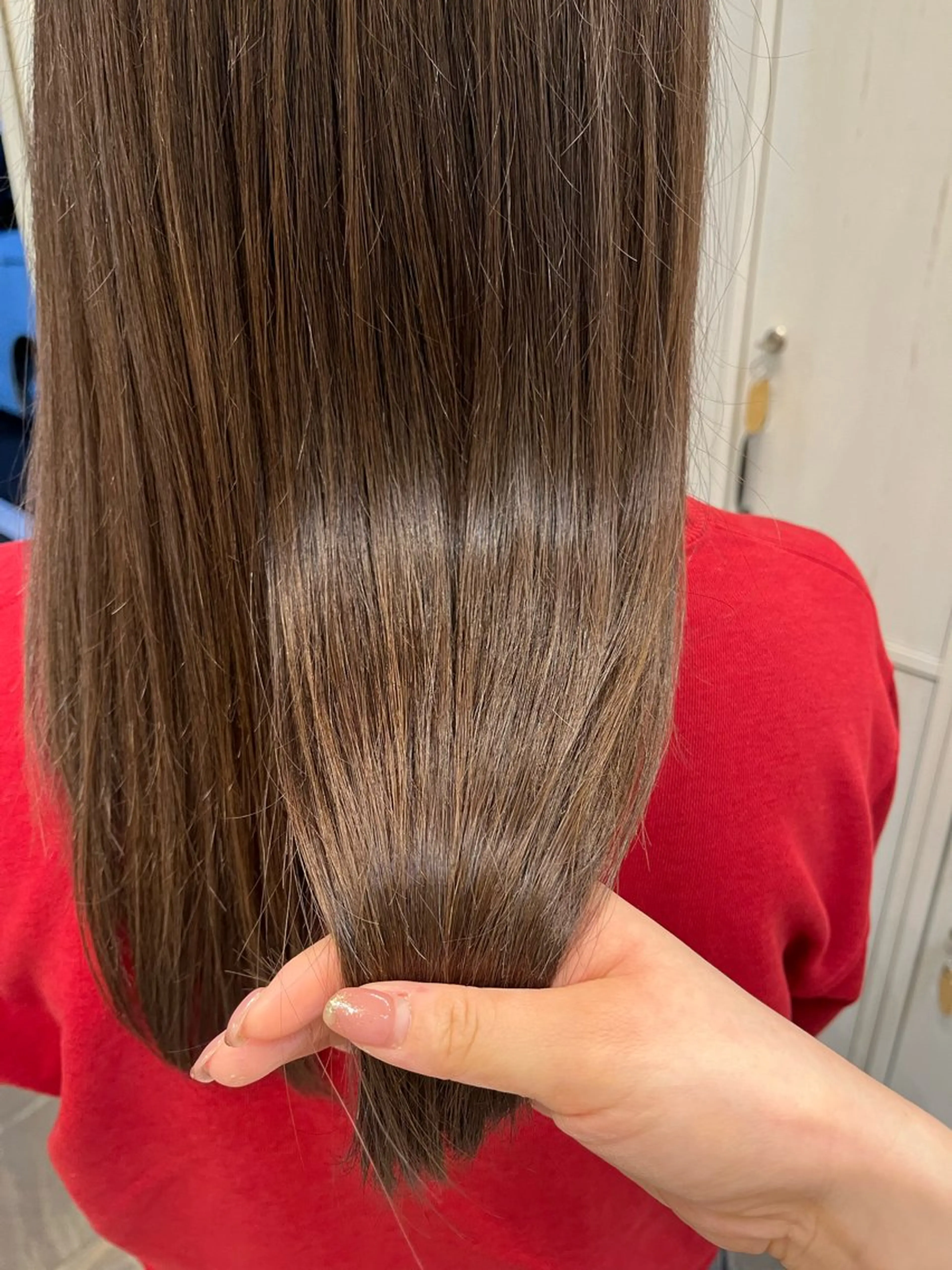 ロング カラー ルプラボウ 尾関　唯那のヘアスタイル