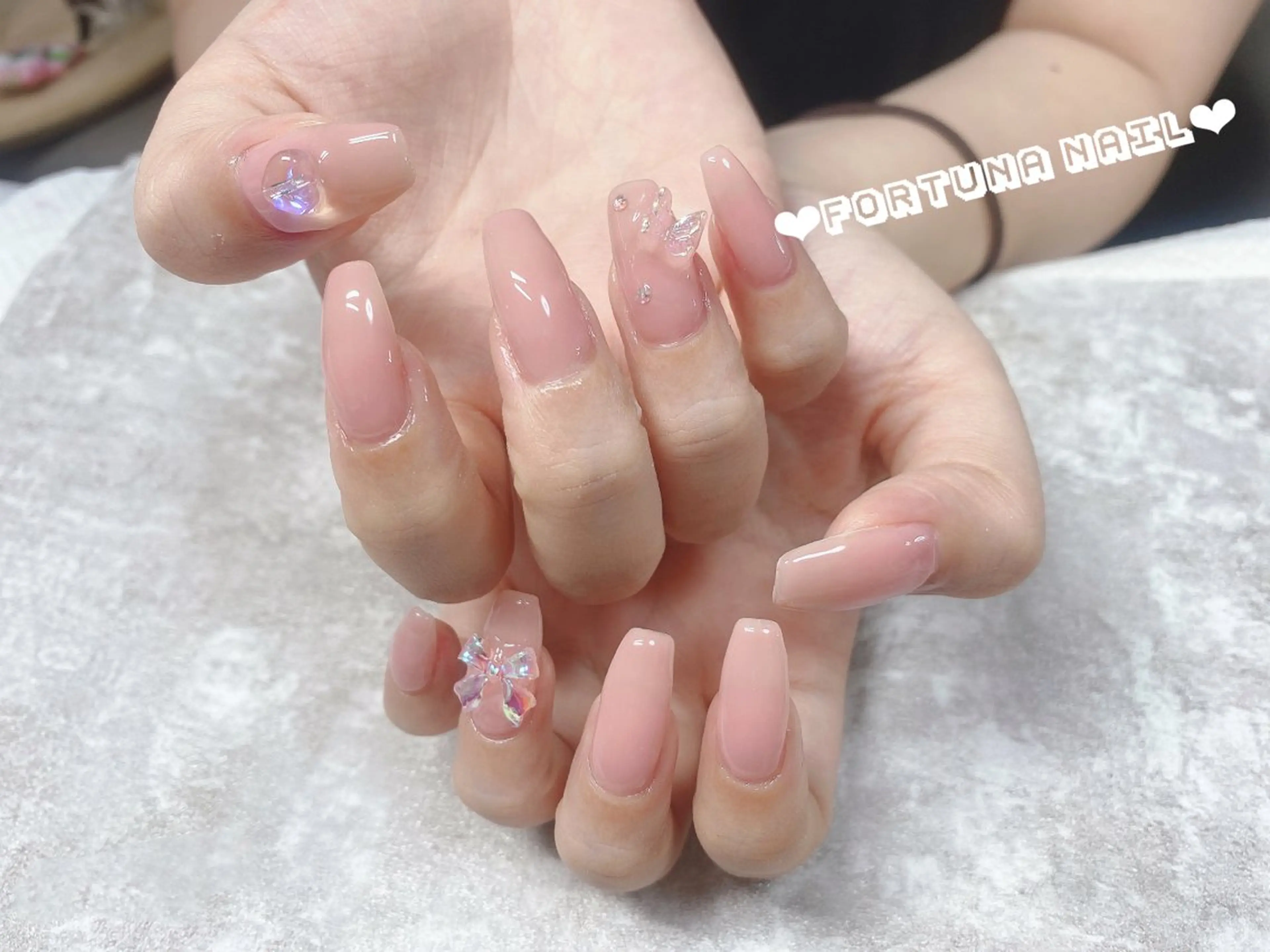 ネイル ハンドネイル ハンドケア Nail •Head スパFortunaのネイルデザイン