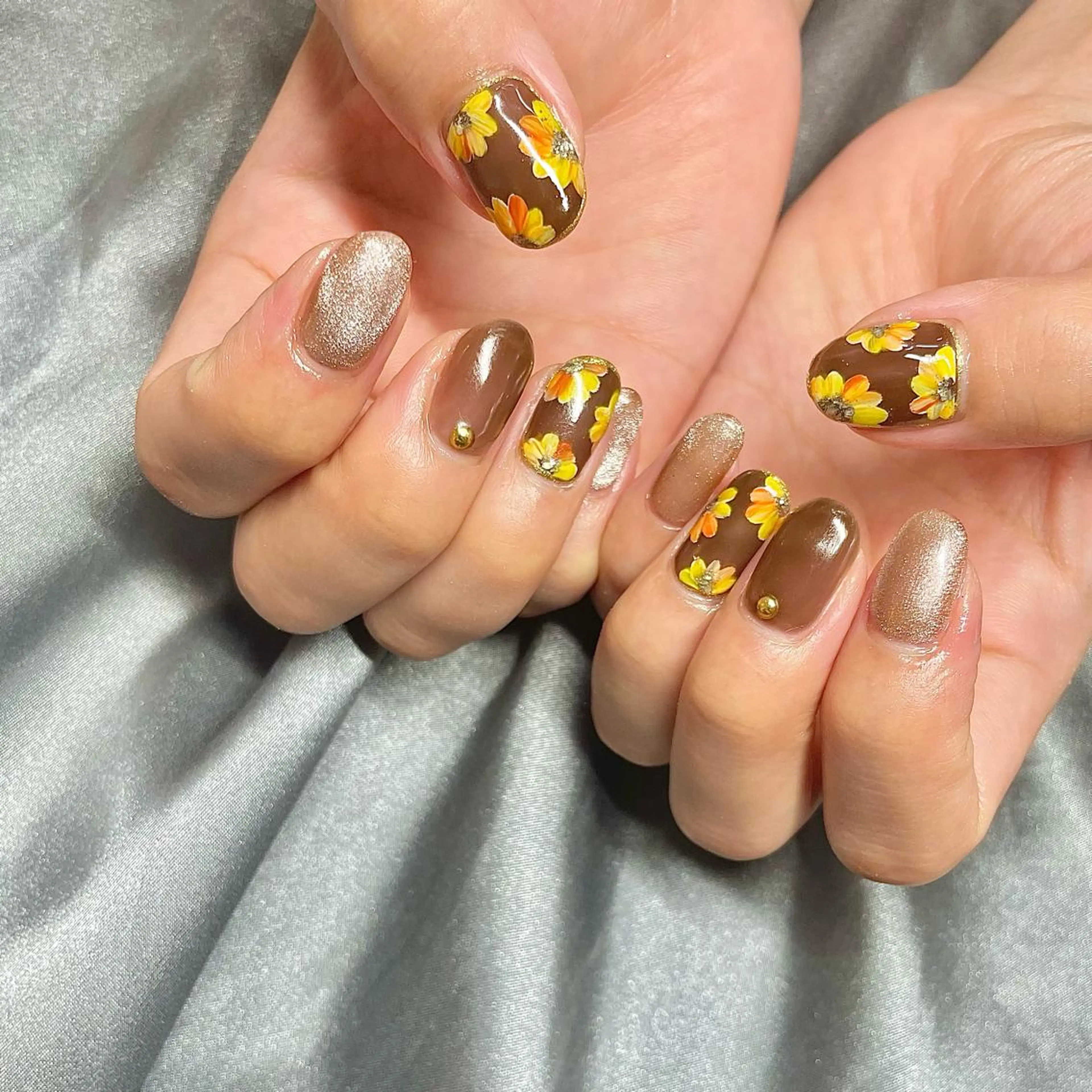 ミディアム カラー パーマ ヘアアレンジ メンズ キッズ ネイル マツエク・マツパ アイブロウ ブラウンカラー カラーマツエク ブラウン クリアネイル フラワーネイル ハンドネイル ハンドケア nail&eye Aoのマツエク・マツパデザイン