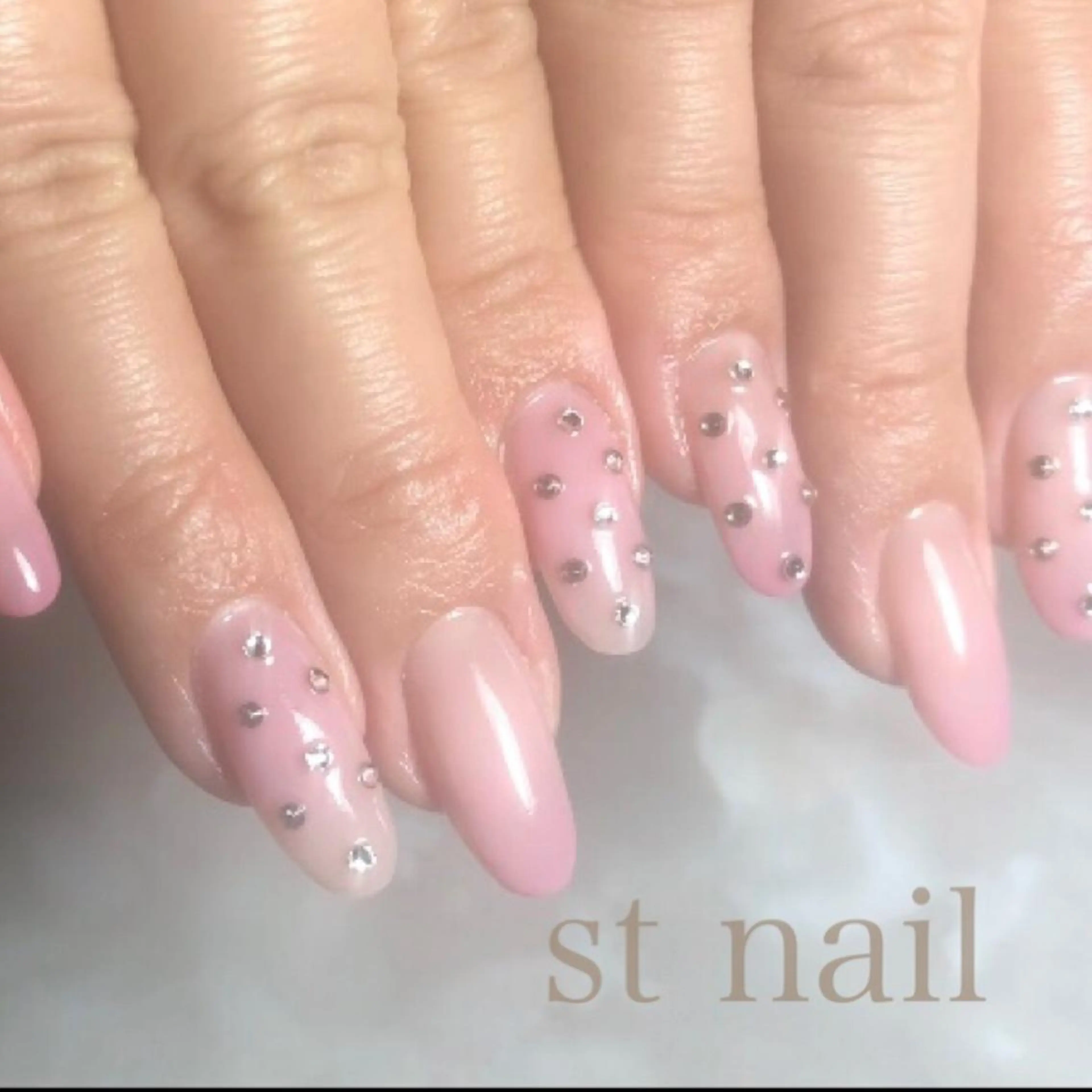 ネイル st nailのネイルデザイン