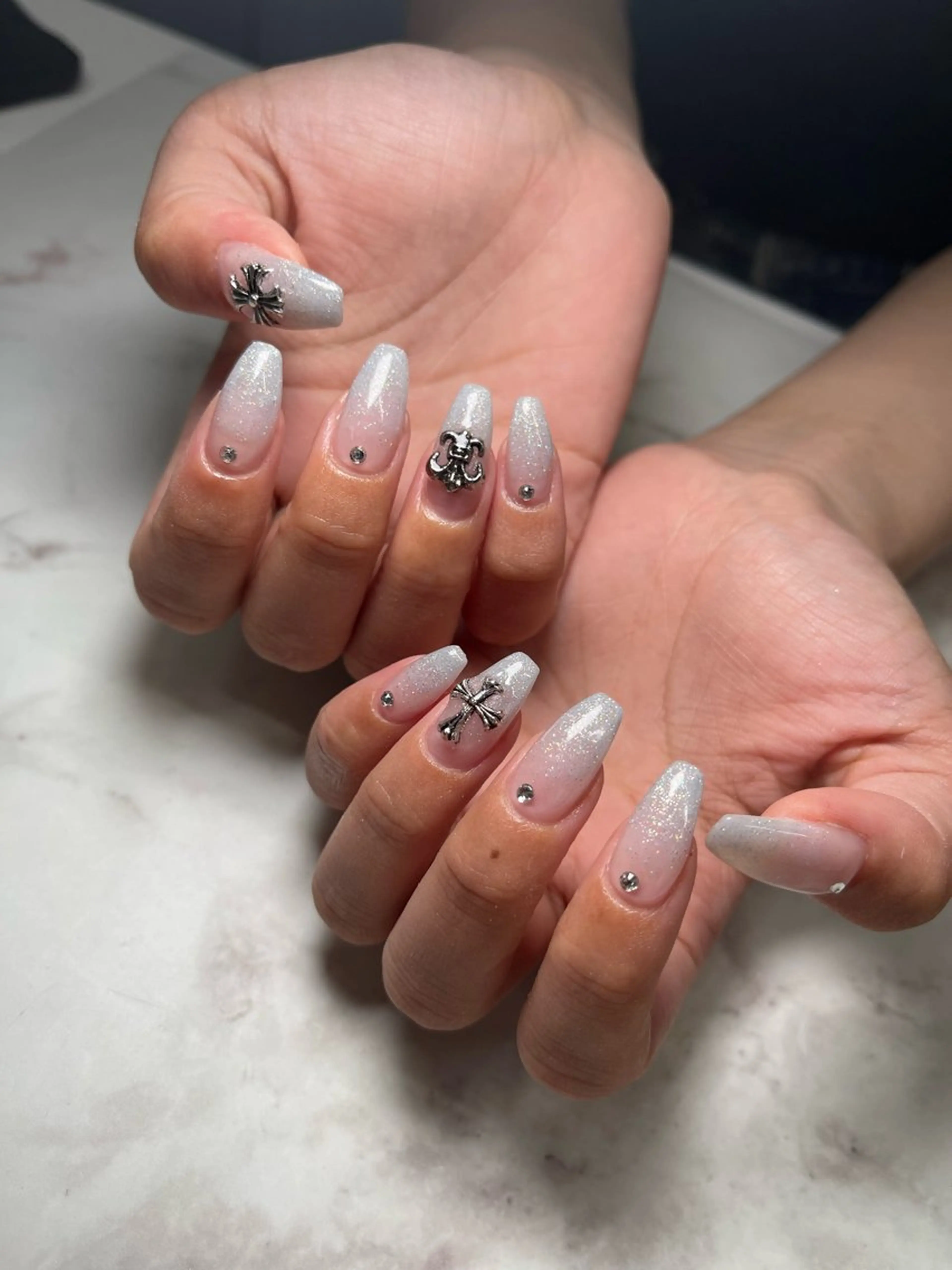 ネイル Nail Salon L'arc所属・☆Mèo ☆のネイルデザイン