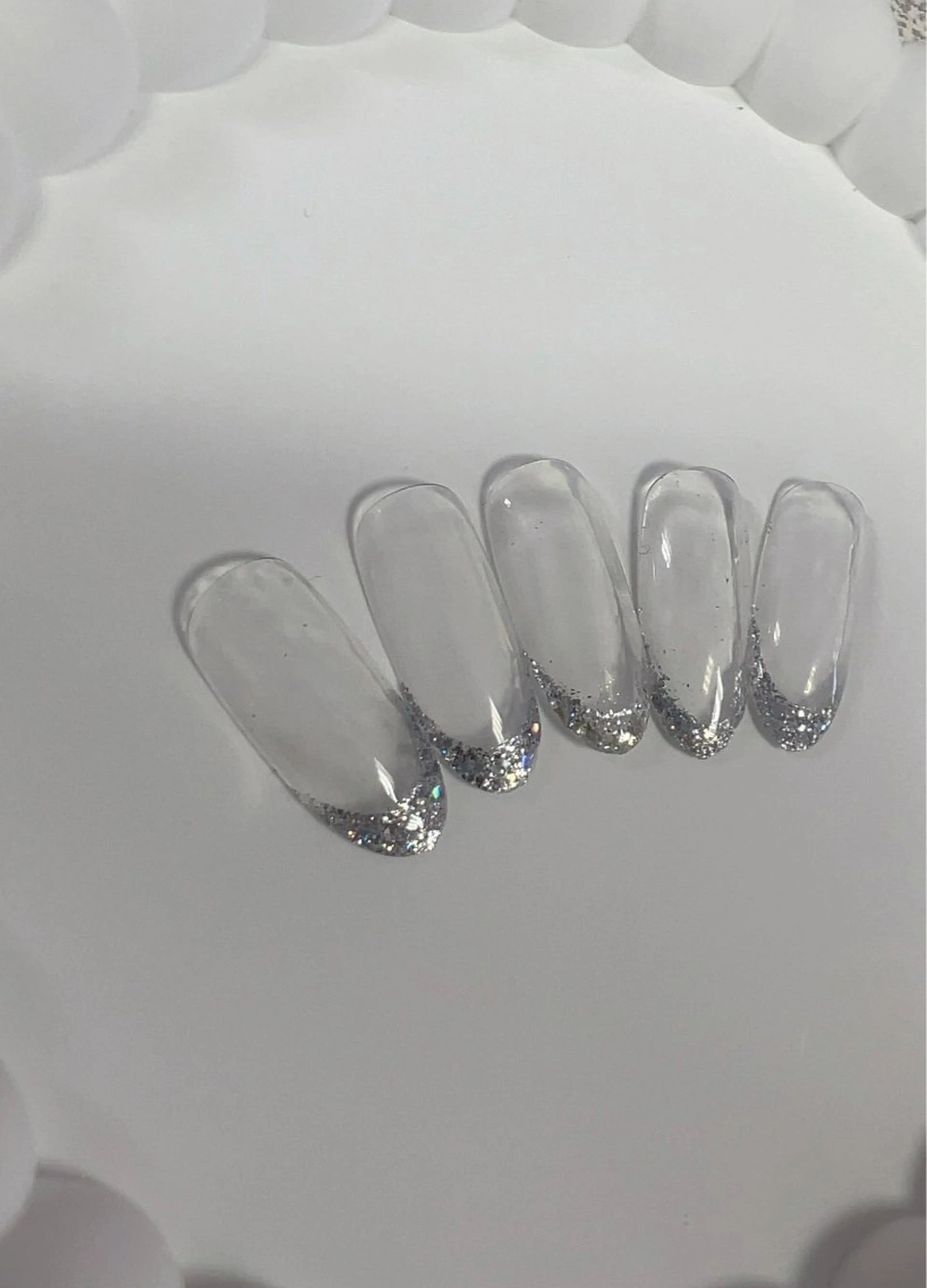 ネイル フレンチネイル ガラスフレンチ Y's Salonのネイルデザイン