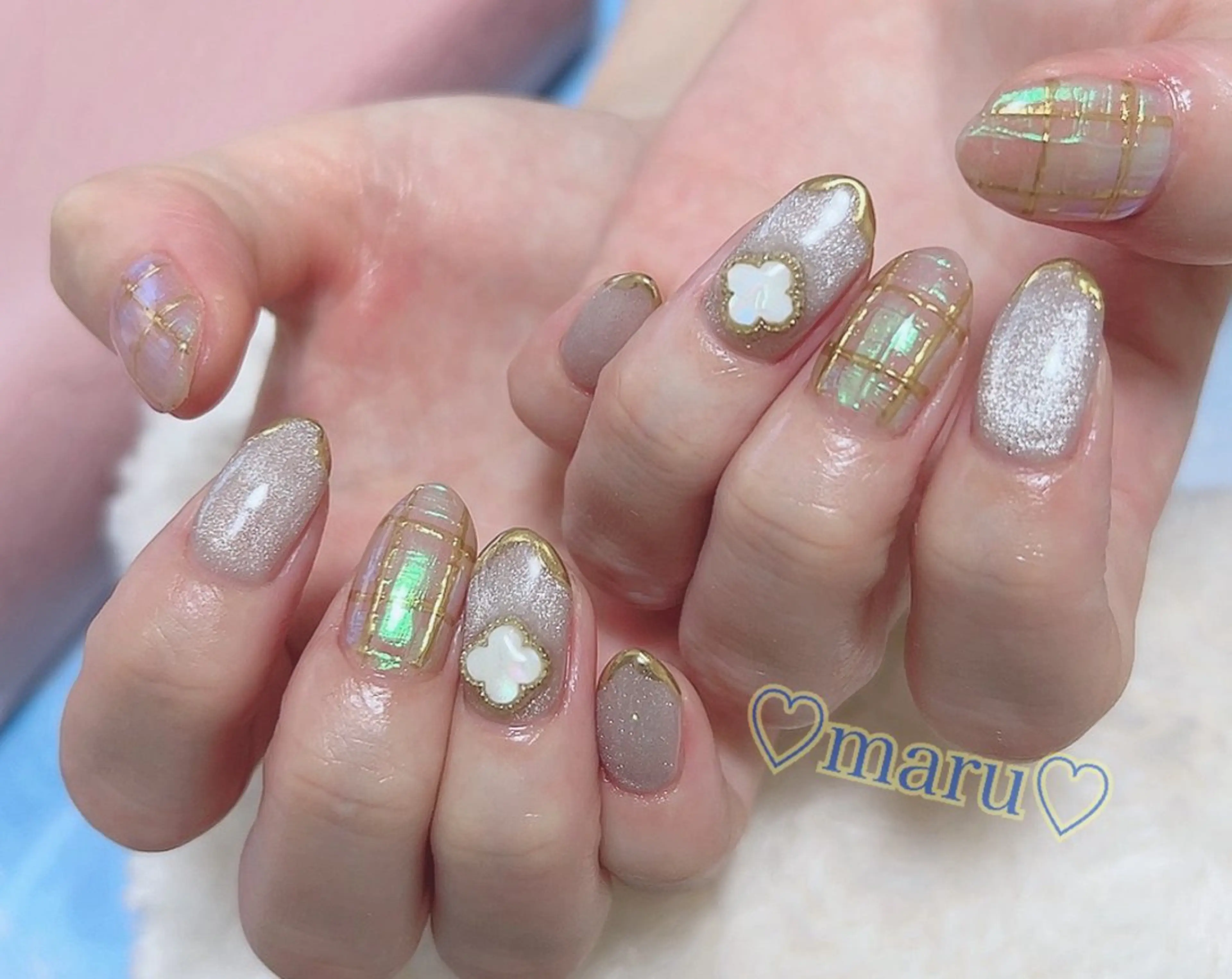 ネイル ハンドネイル フットネイル まるみ ♡のネイルデザイン