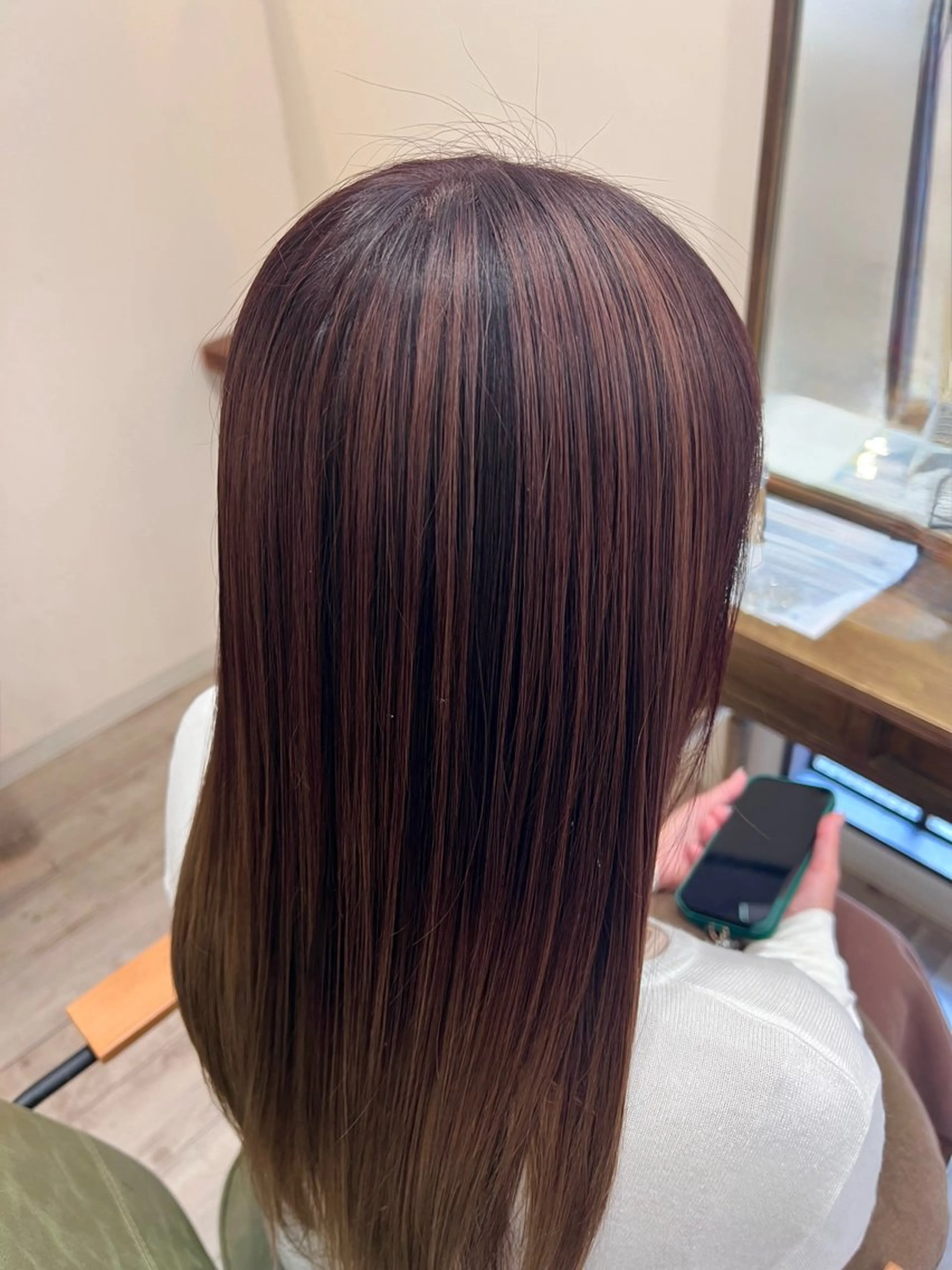 【期間限定価格🍏🍏🍏】　　　　　　　　　　　　　　　　　透明感カラー🫧＋𝑇𝑂𝐾𝐼𝑂トリートメントの写真