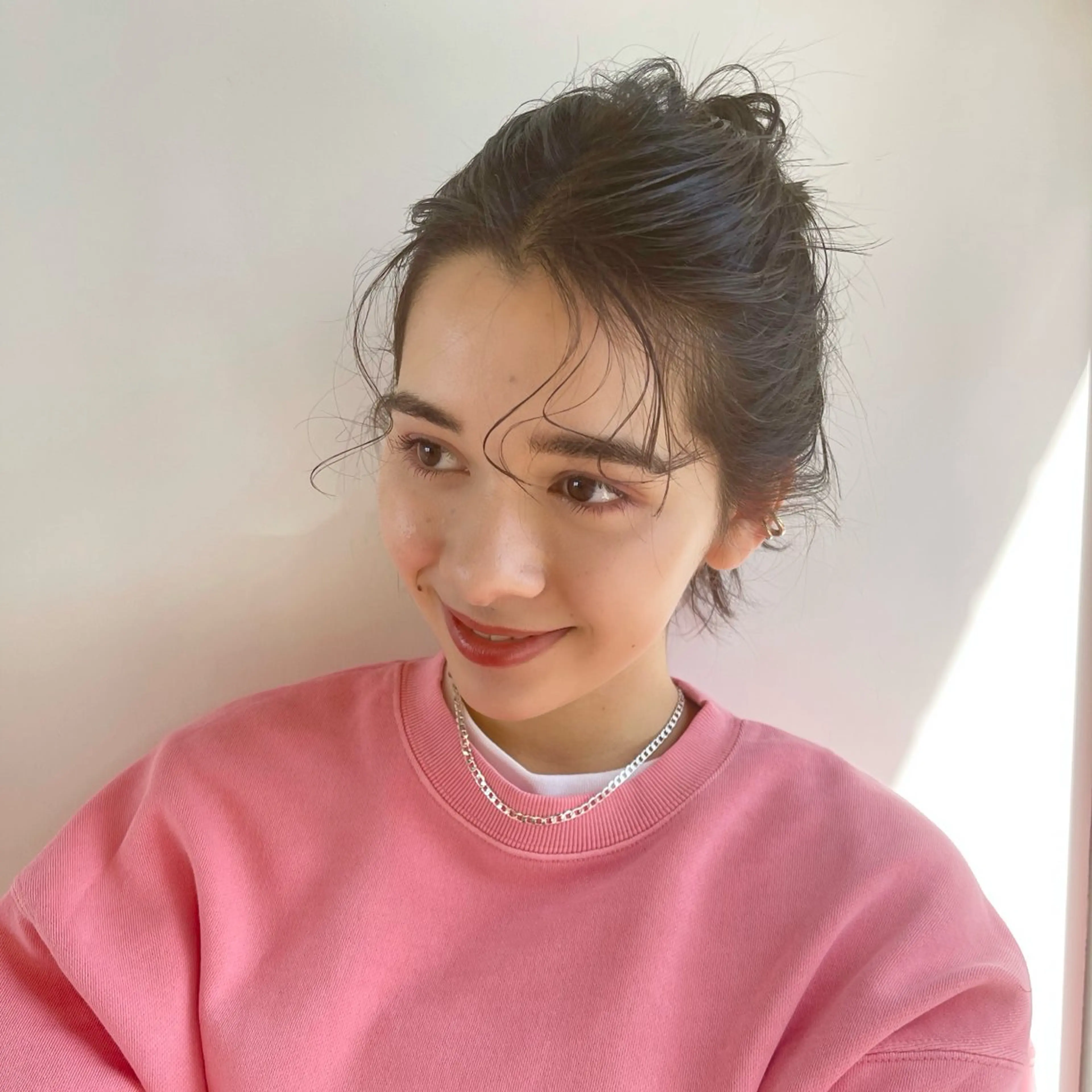 ロング カラー ヘアアレンジ 上田 恋菜のヘアスタイル
