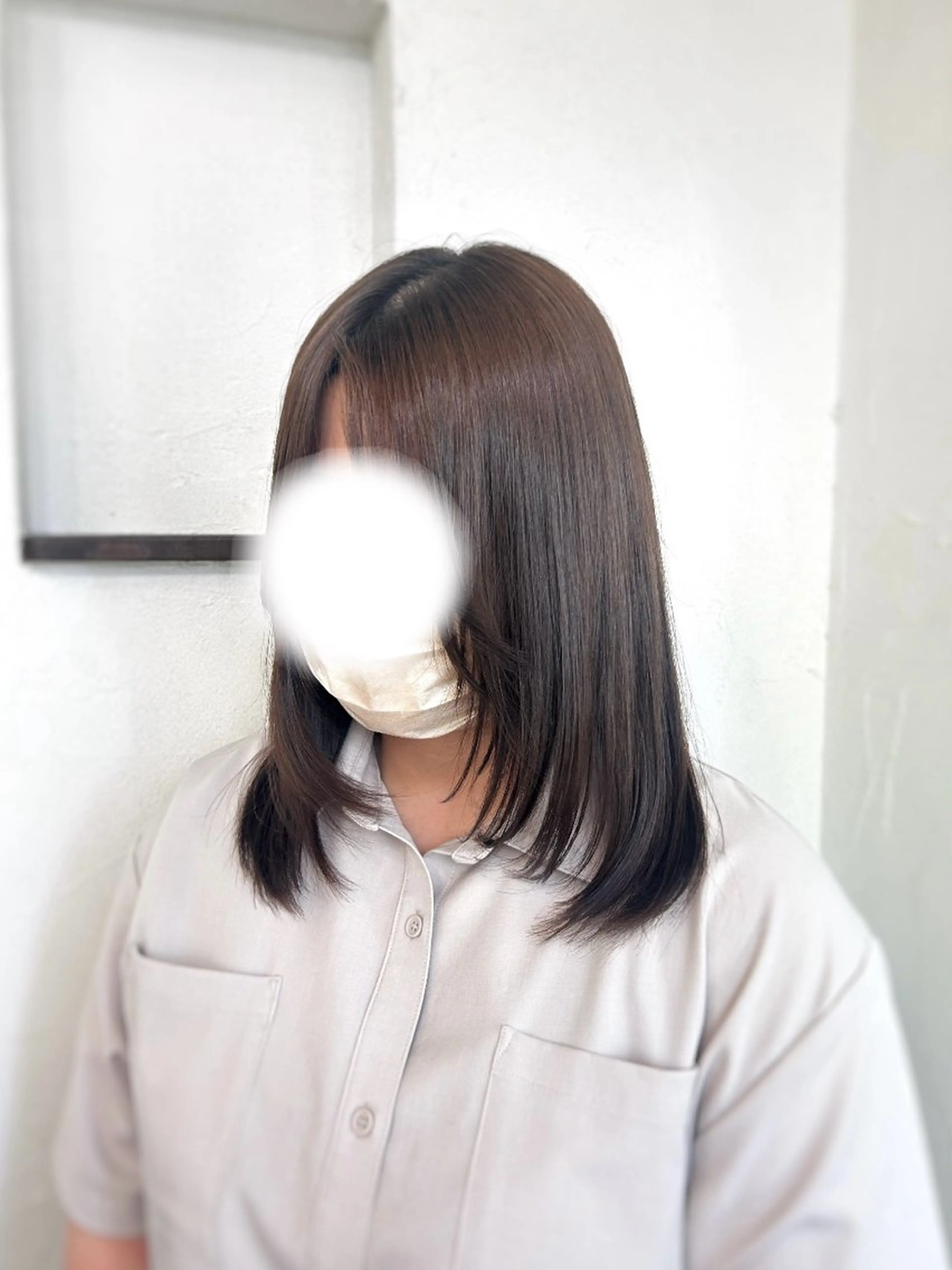 セミロング たきぐち さくらのヘアスタイル