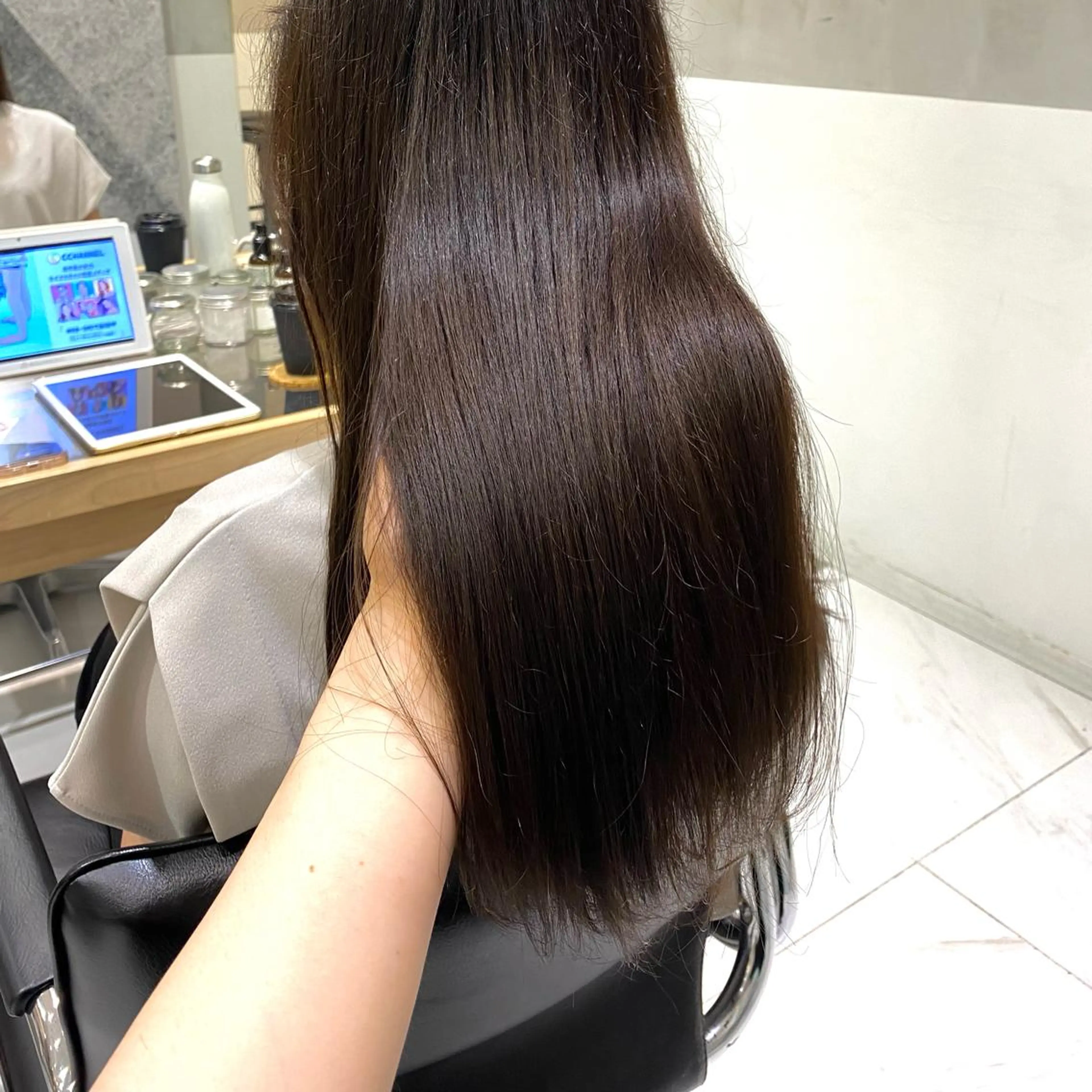 ロング カラー ヘアカラー トリートメント 艶感/ナチュラル 🌿マアヤのヘアスタイル