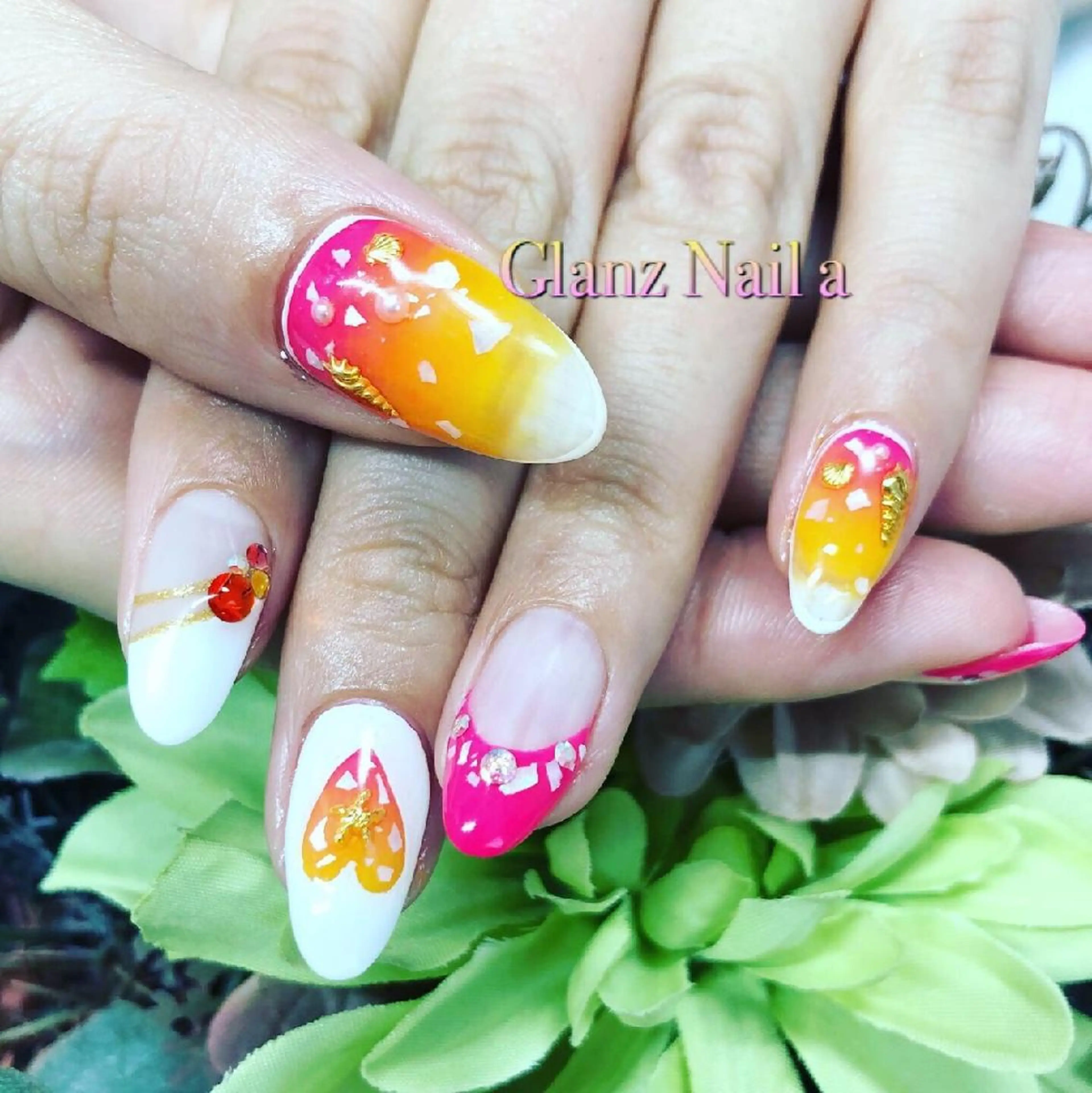 ネイル Glanz  Nail aのネイルデザイン