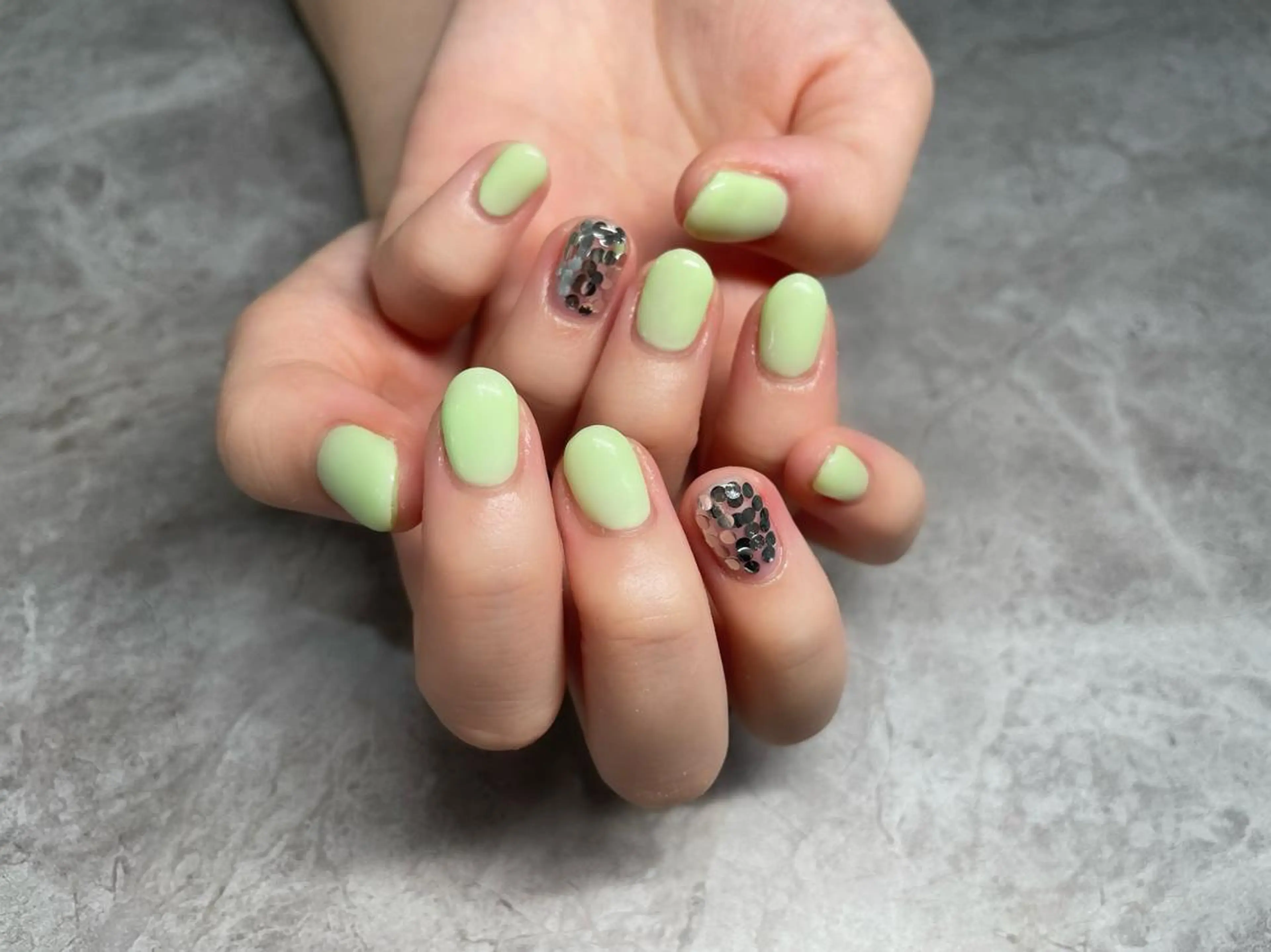 ネイル ゴールド Nail Salon Lindaのネイルデザイン