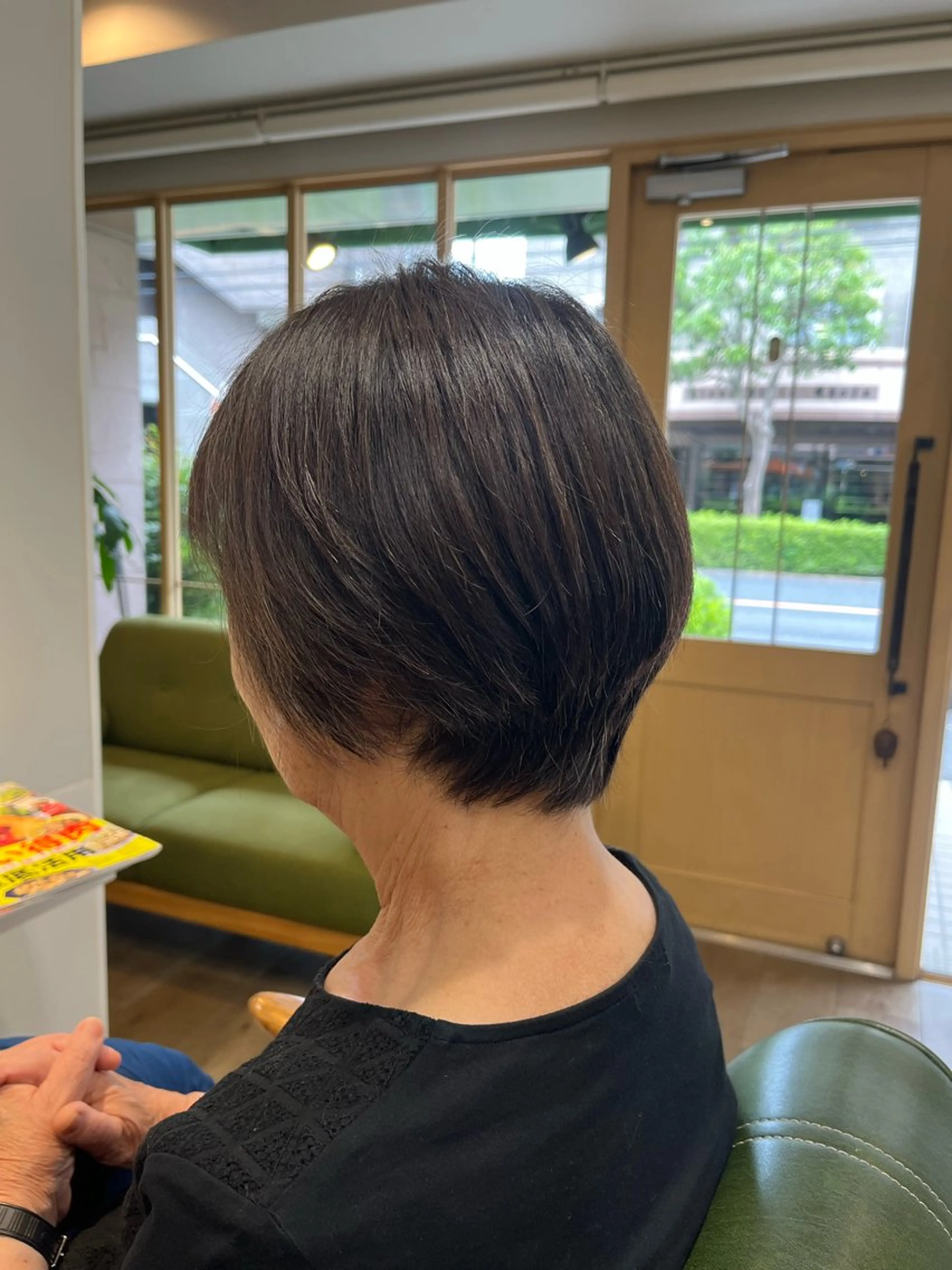 ショート 小鴨 美佳のヘアスタイル