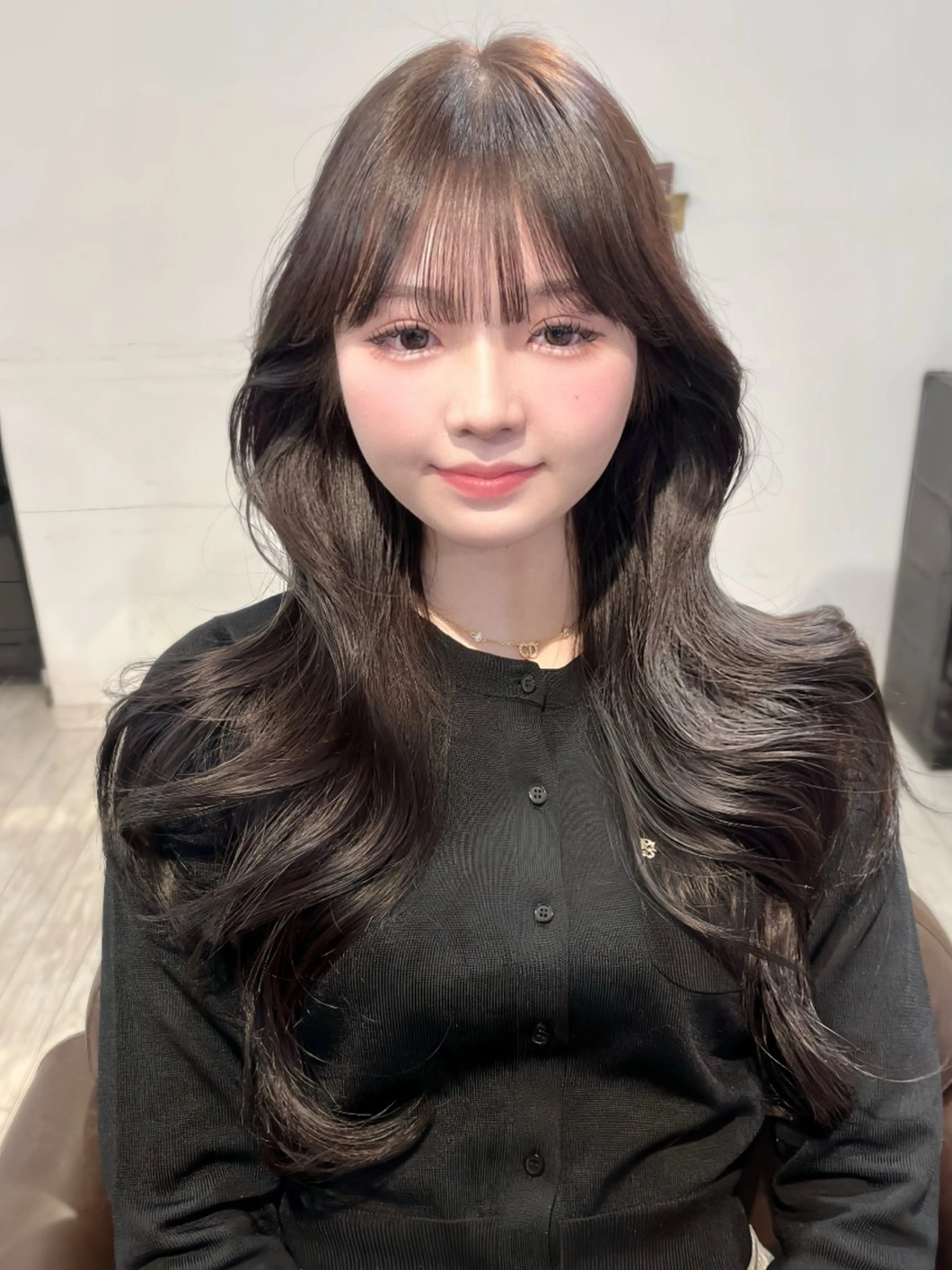 ロング くびれヘア 韓国風ヘア 似合わせカット ワンホンヘア カット ヘアカラー トリートメント レイヤーカット ✨️進藤ひかりのヘアスタイル