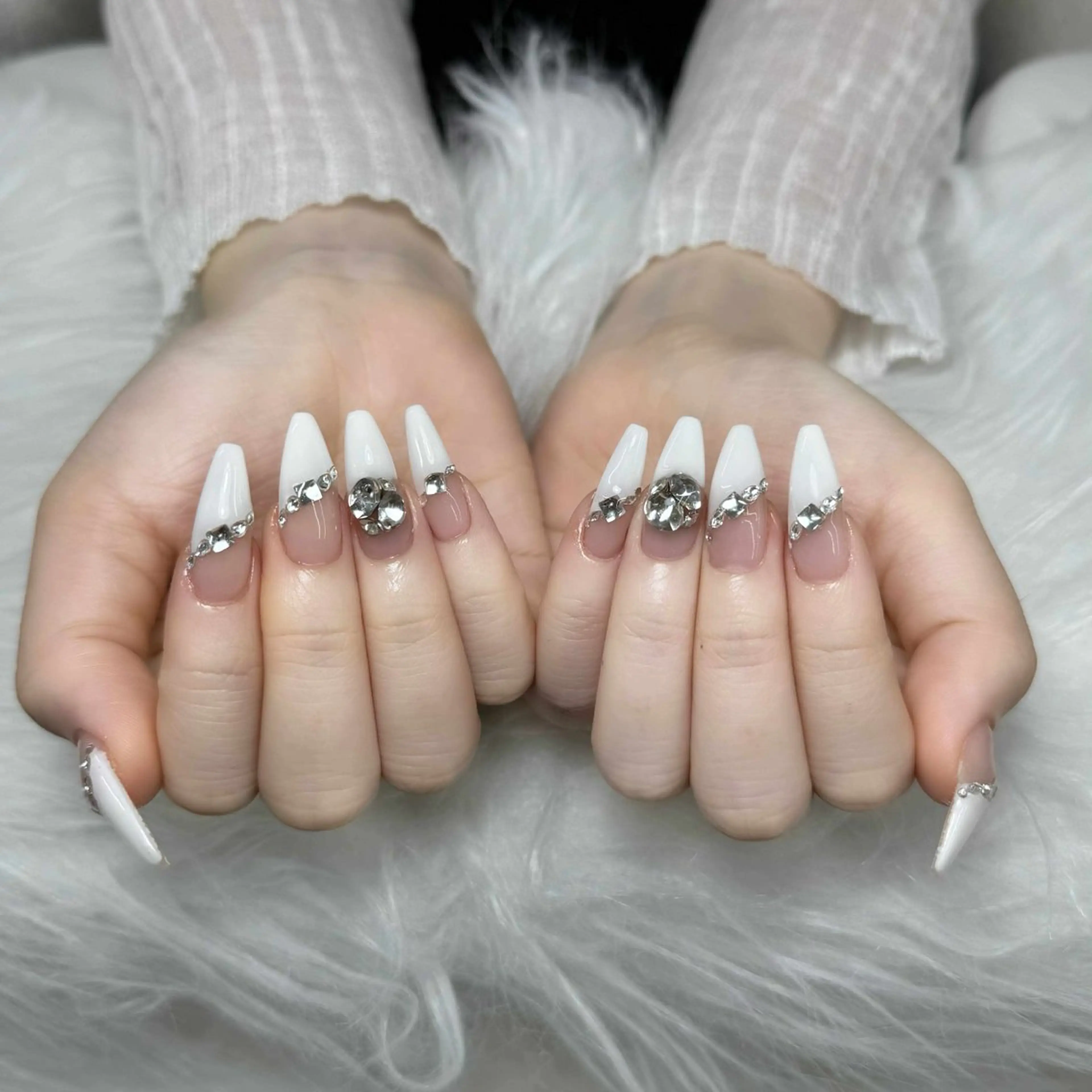 ネイル ハンドネイル ハンドケア Nova Nail Nambaのネイルデザイン