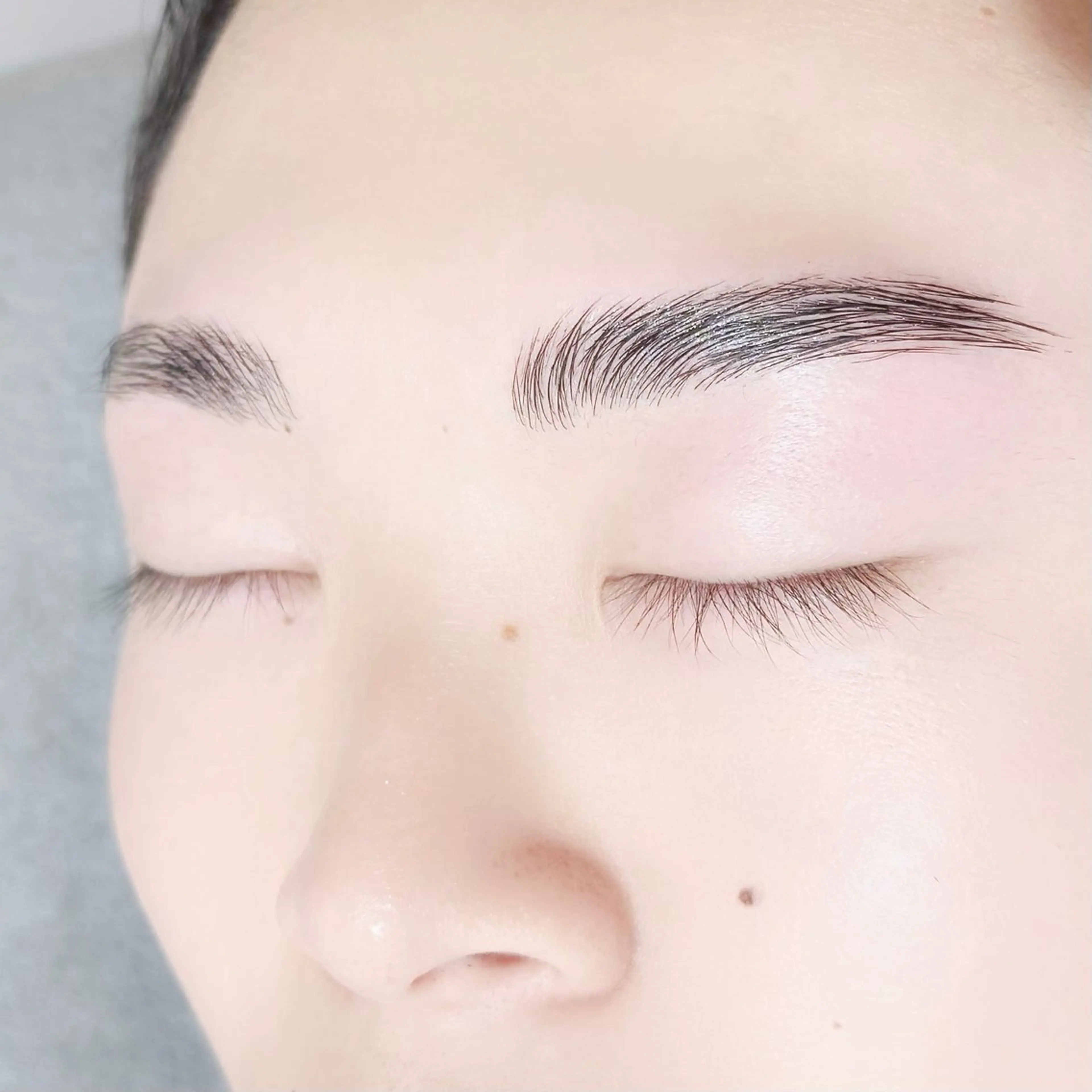 アイブロウ ハリウッドブロウリフト sara 🌙のマツエク・マツパデザイン