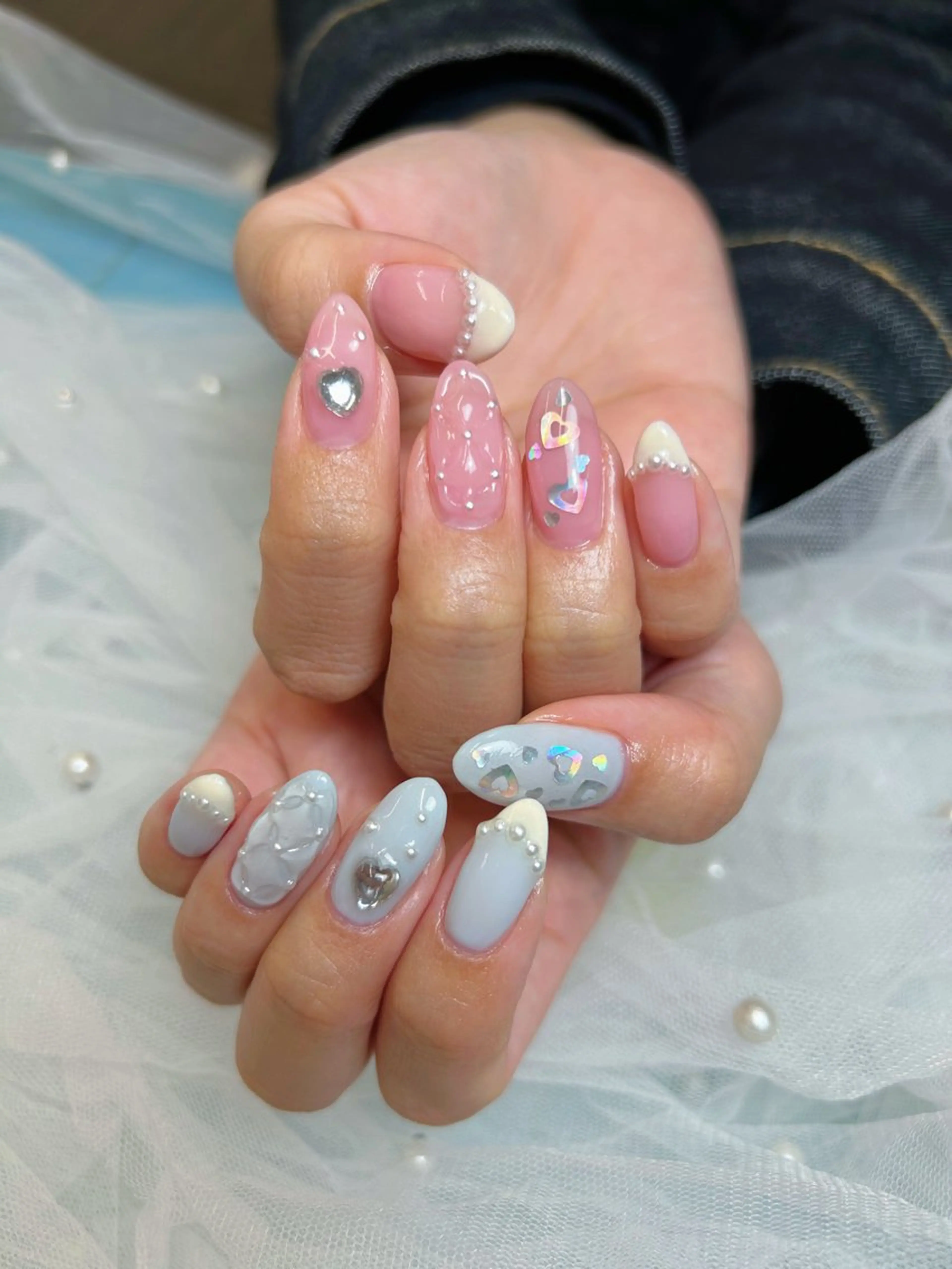 ネイル takara nail所属・takara射水高岡 マグネット韓国ポップのネイルデザイン