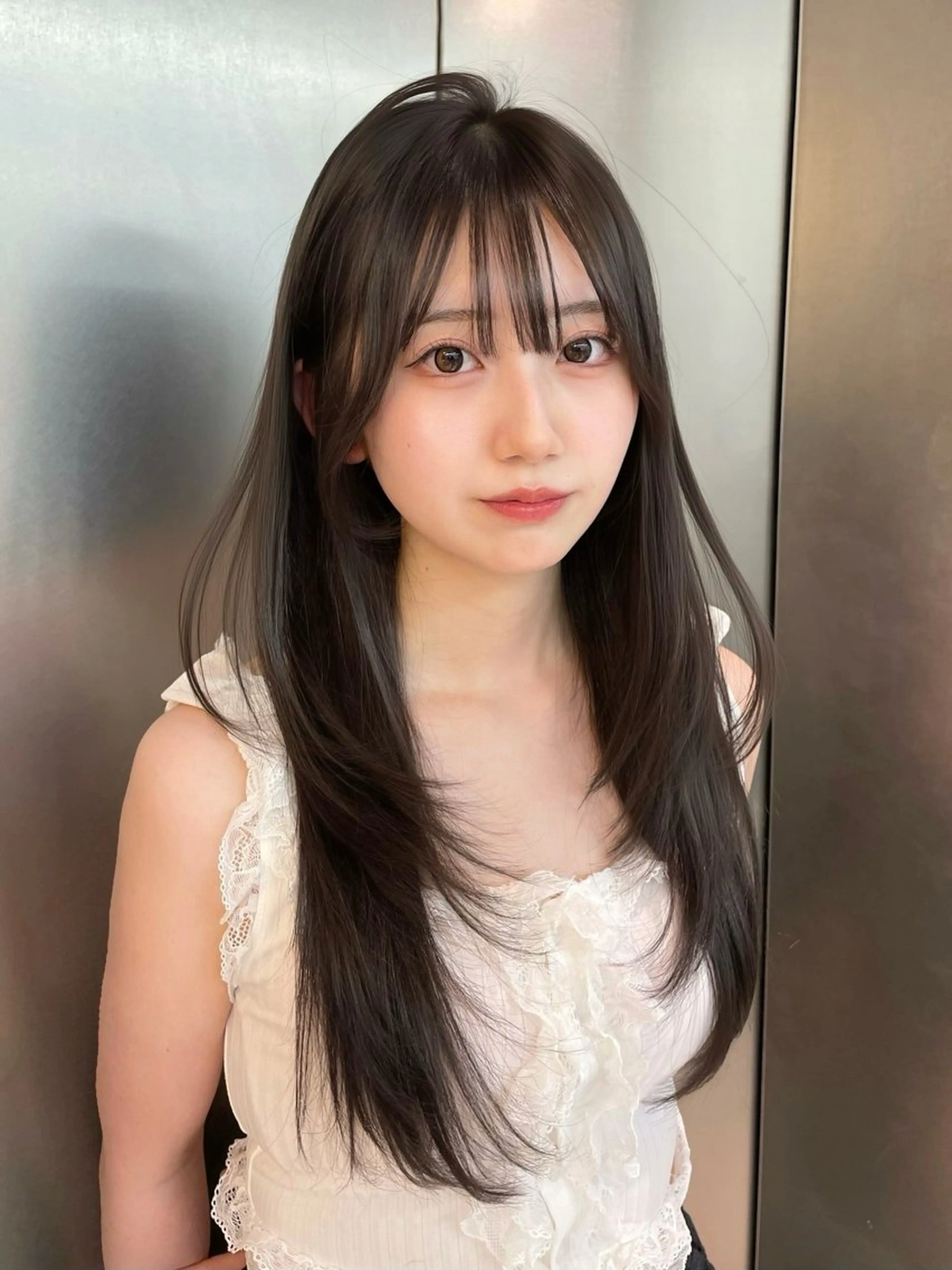 セミロング カラー 韓国ヘア/レイヤー Londエレンのヘアスタイル