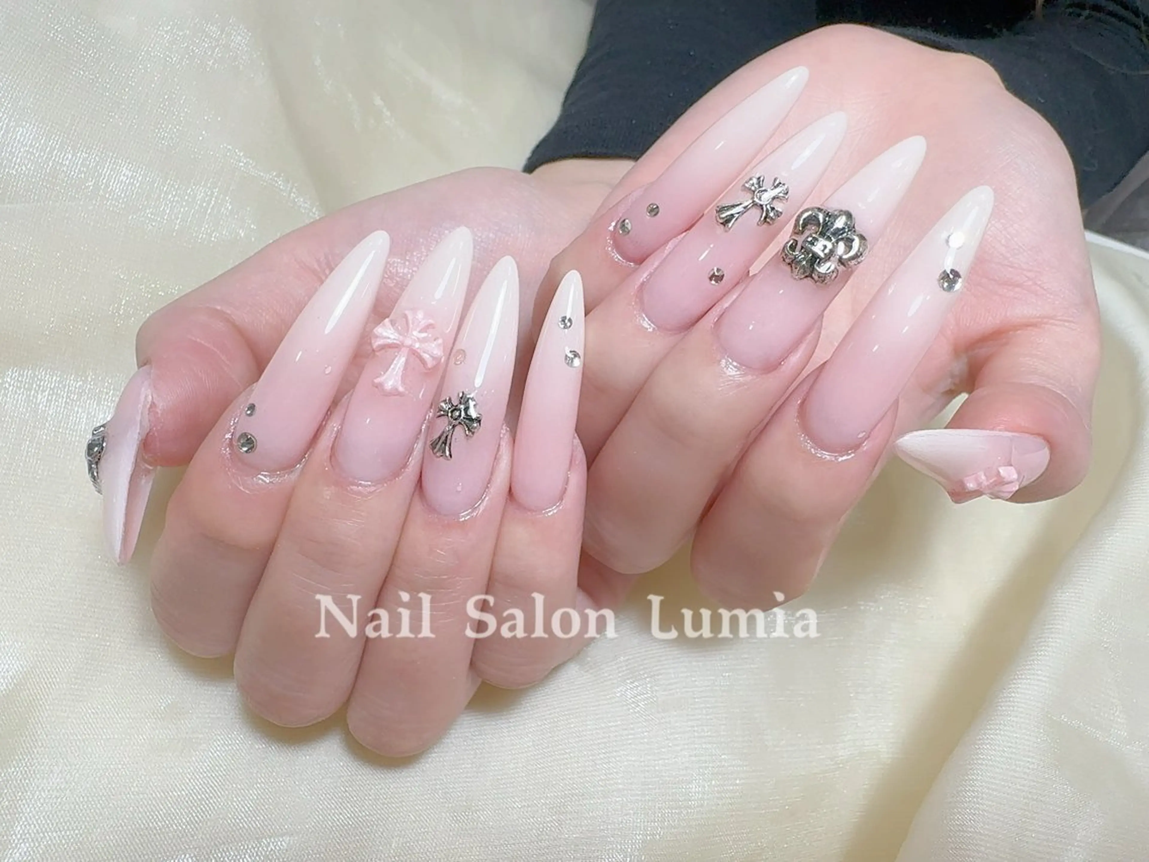 ネイル ハンドネイル ネイルサロン ルミア Lumia 店長のネイルデザイン