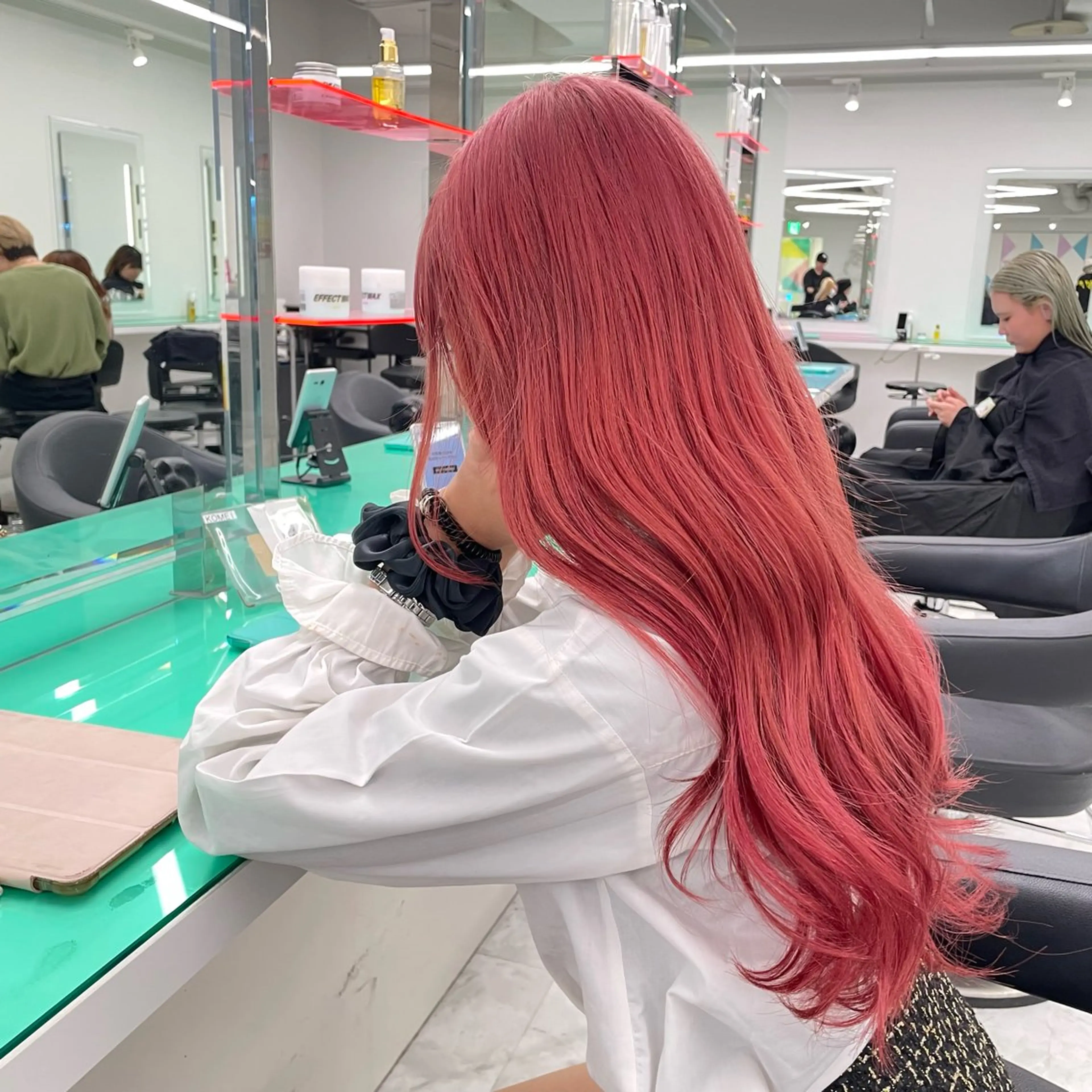 ロング ヘアカラー 渋谷/透明感カラー /半個室/こうめいのヘアスタイル