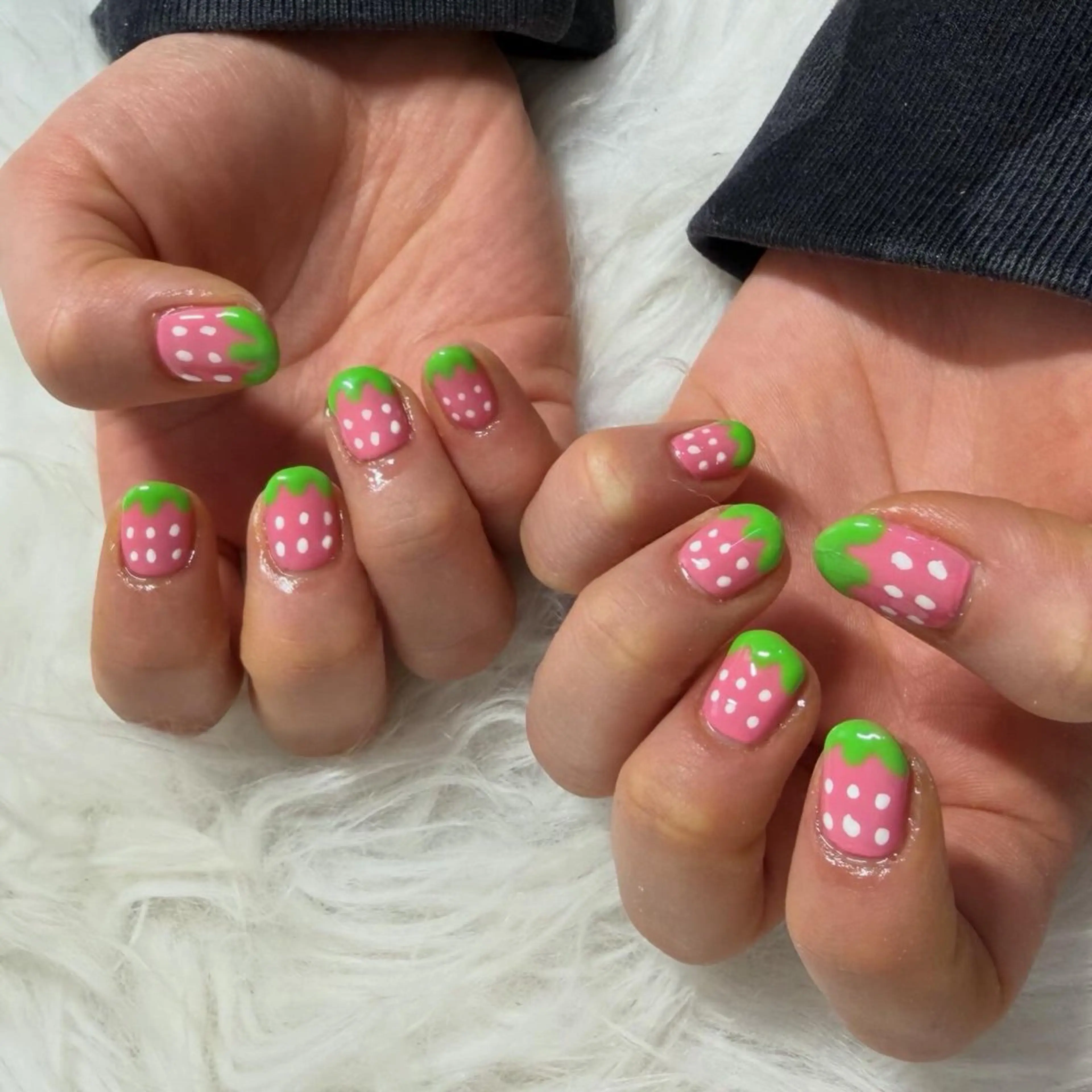 ミディアム ハンドネイル mao .のネイルデザイン