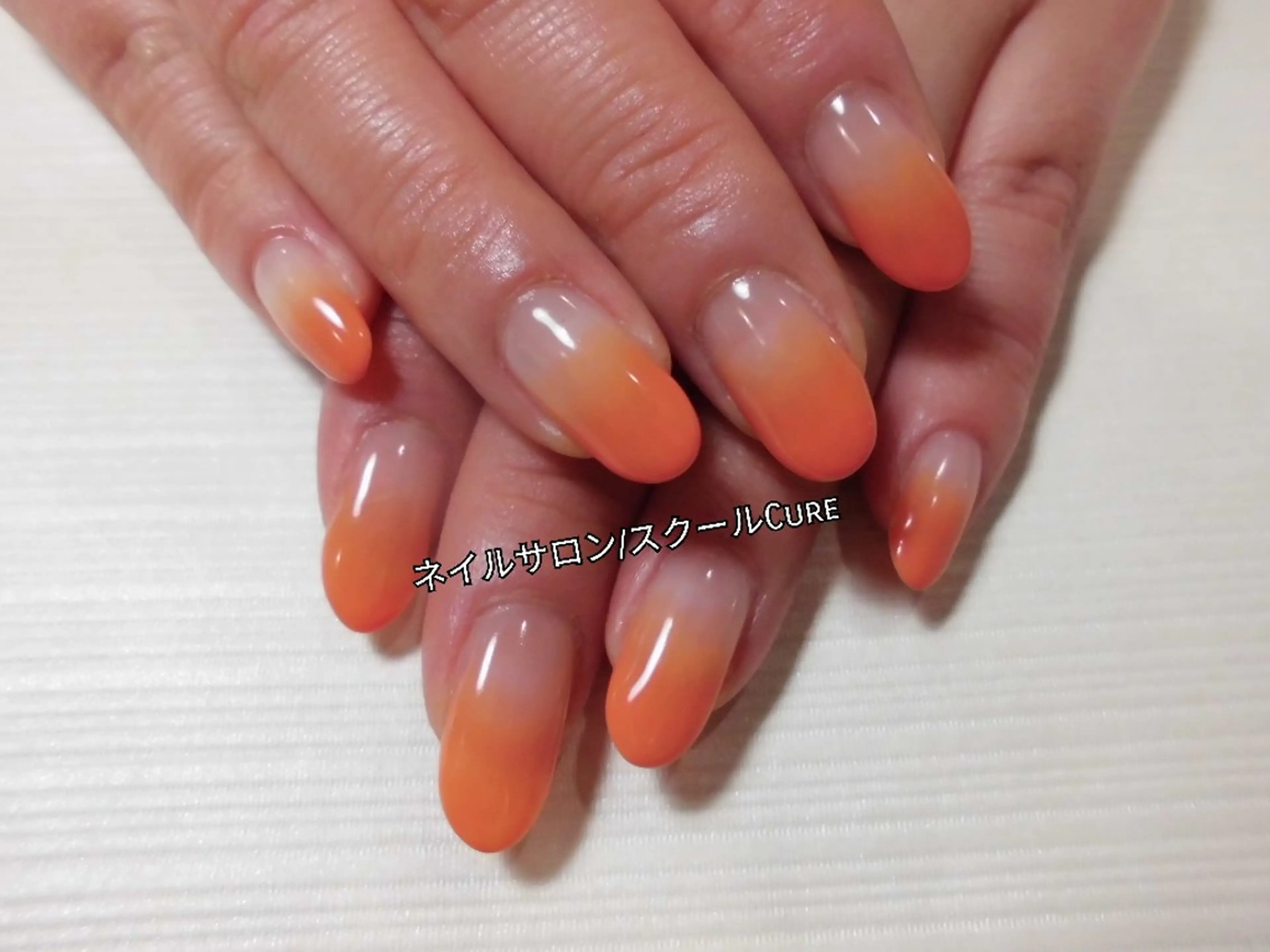 ネイル オレンジ ネイルサロン Cureのネイルデザイン