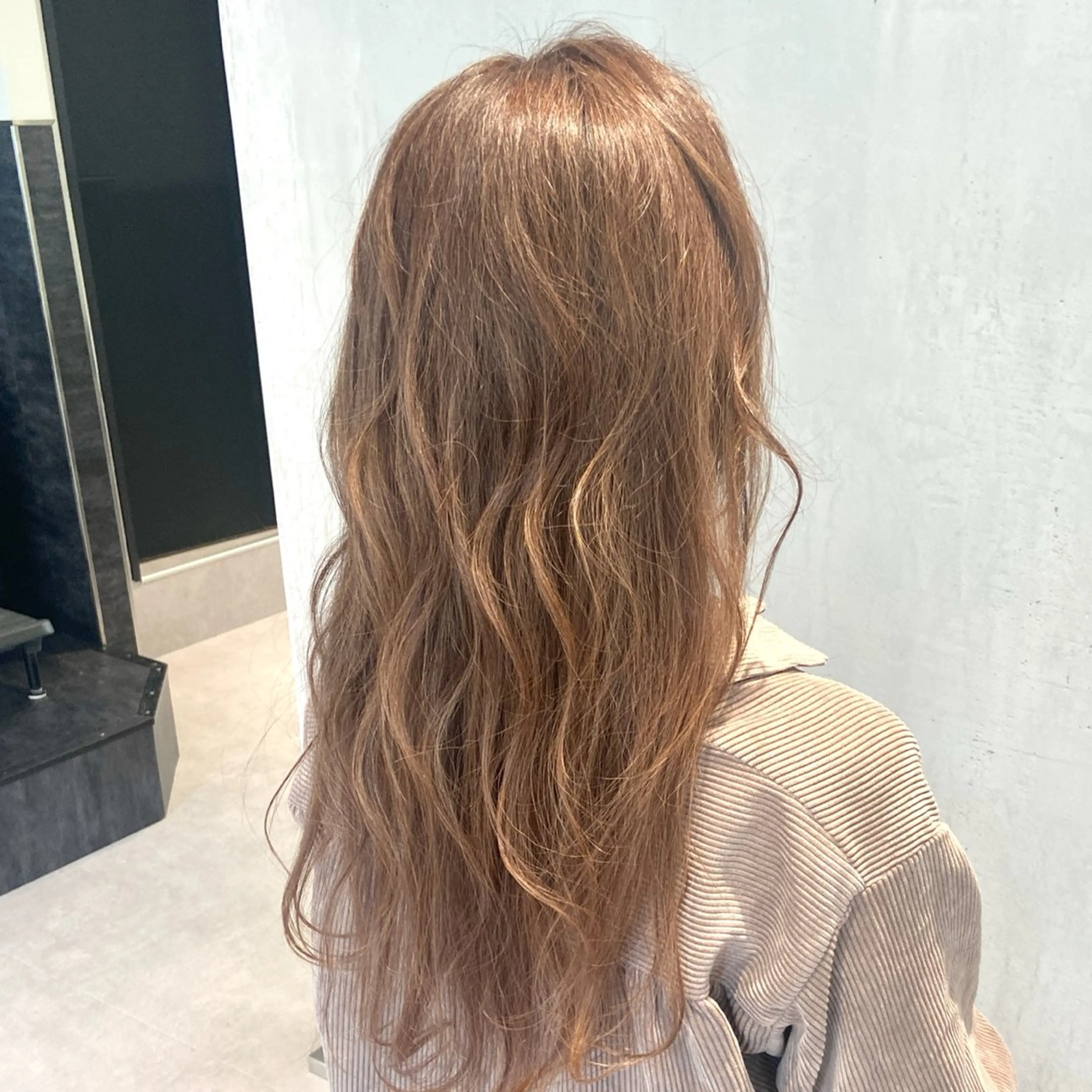 ロング カラー ベージュカラー ハイライトカラー ハイライト カット ヘアカラー トリートメント DX SHARE SALON所属・matka白髪ぼかし 大人ヘア/KEIKOのヘアスタイル