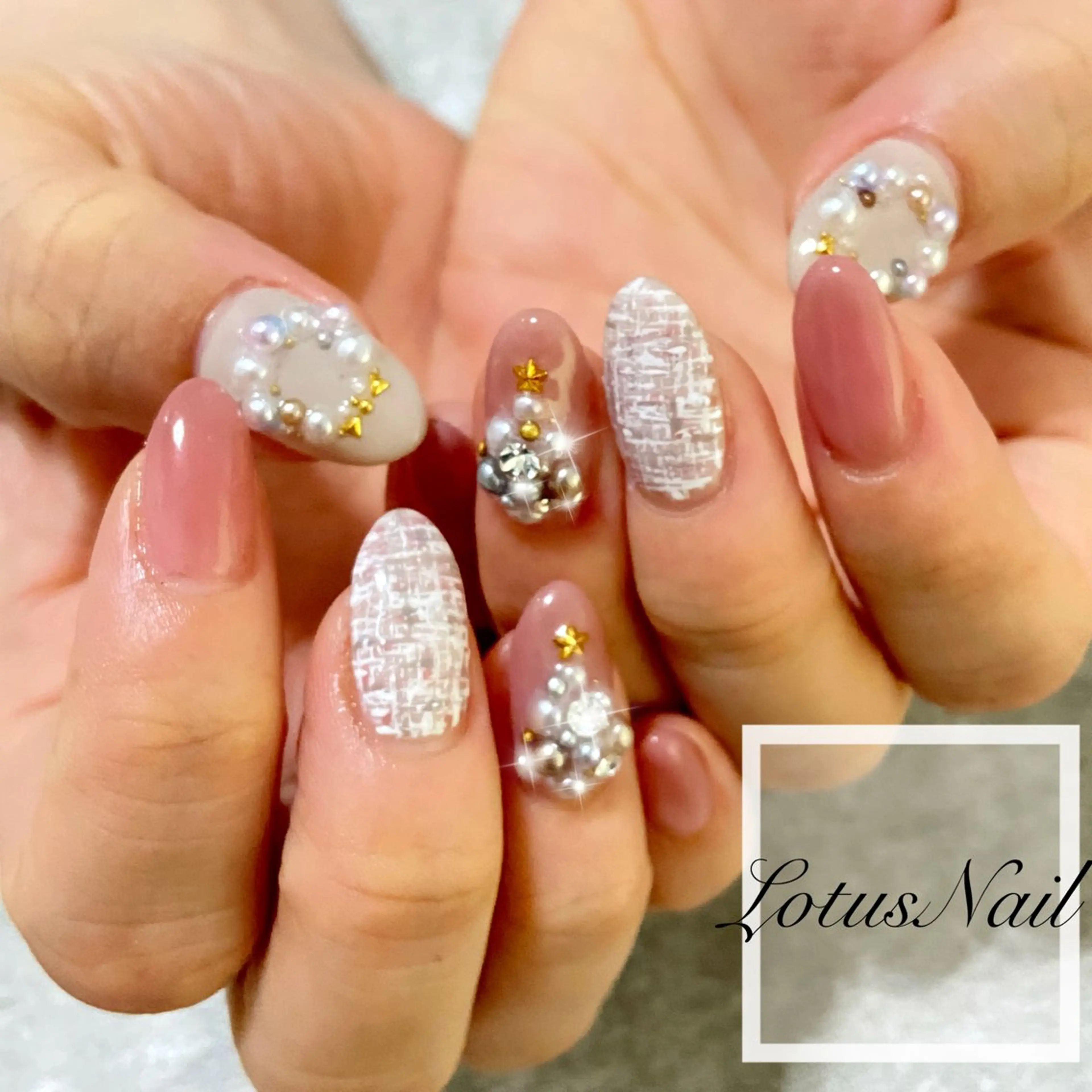 ネイル ジェルネイル 冬ネイル クリスマス ハンドネイル Lotus Nailのネイルデザイン