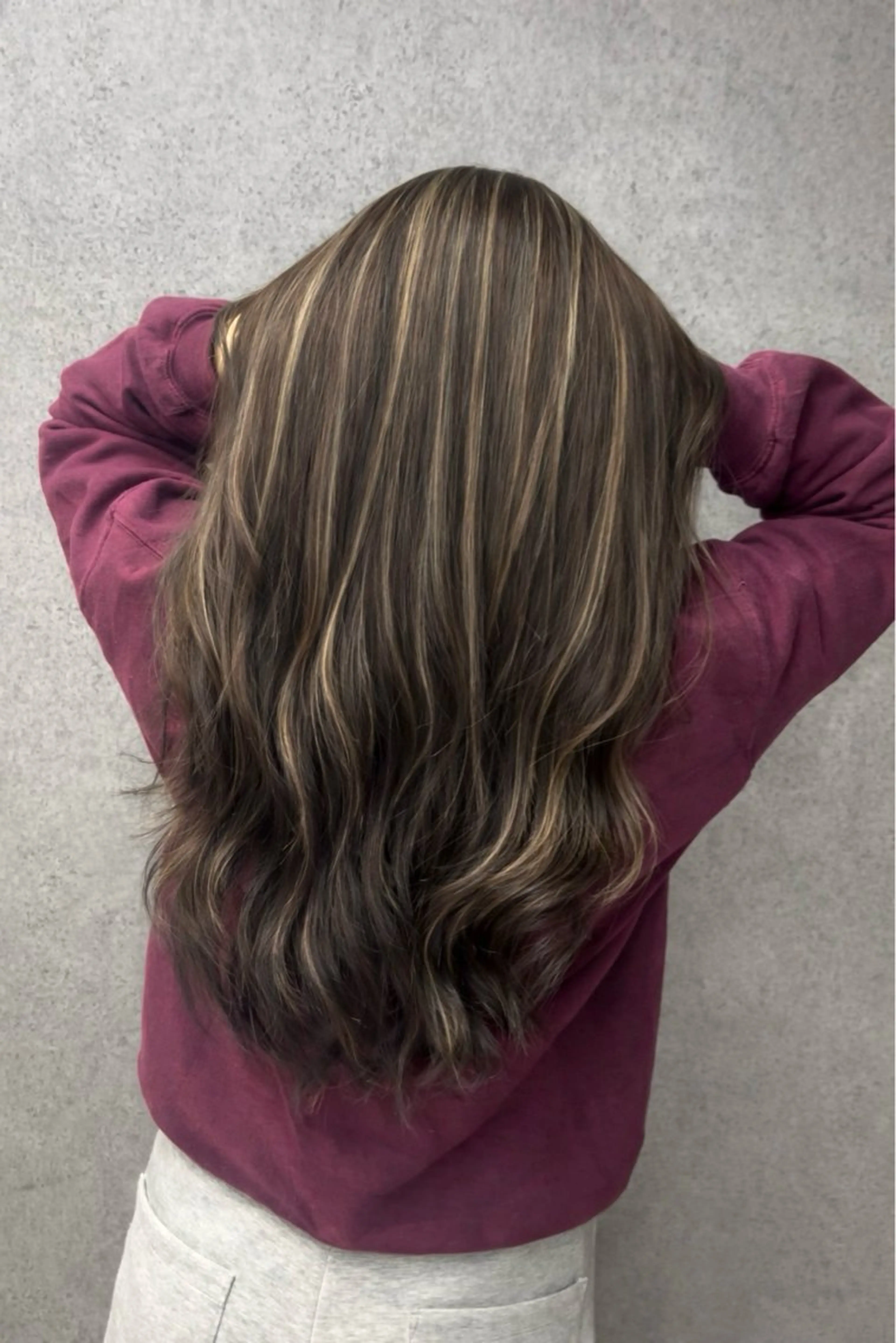 ロング カラー ハイライトカラー ハイライト カット ヘアカラー 平岡 亜友菜のヘアスタイル