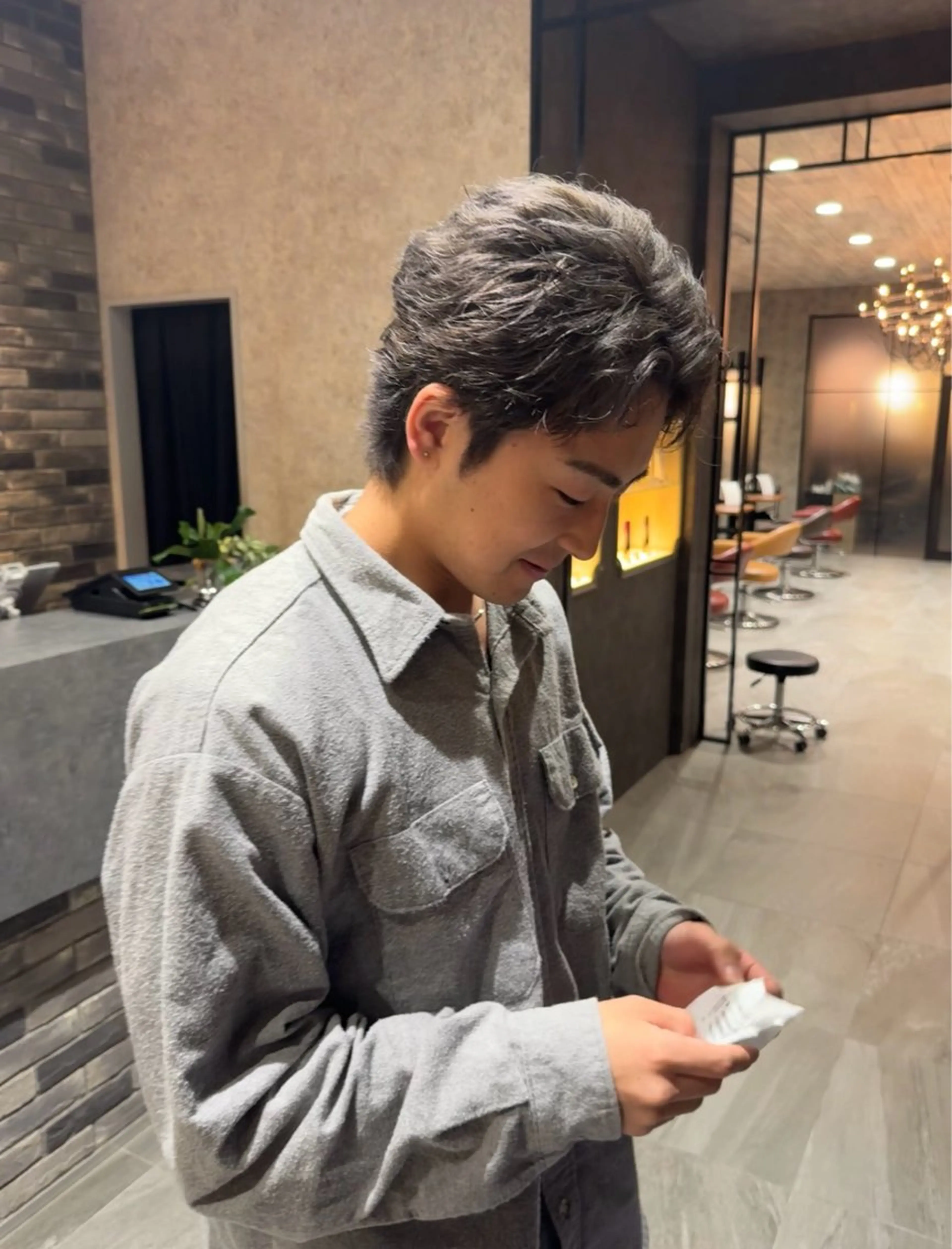 ショート 伸ばしかけ かきあげバング ショートヘア 村松 和磨/ケアブ リーチ/メンズパーマのヘアスタイル