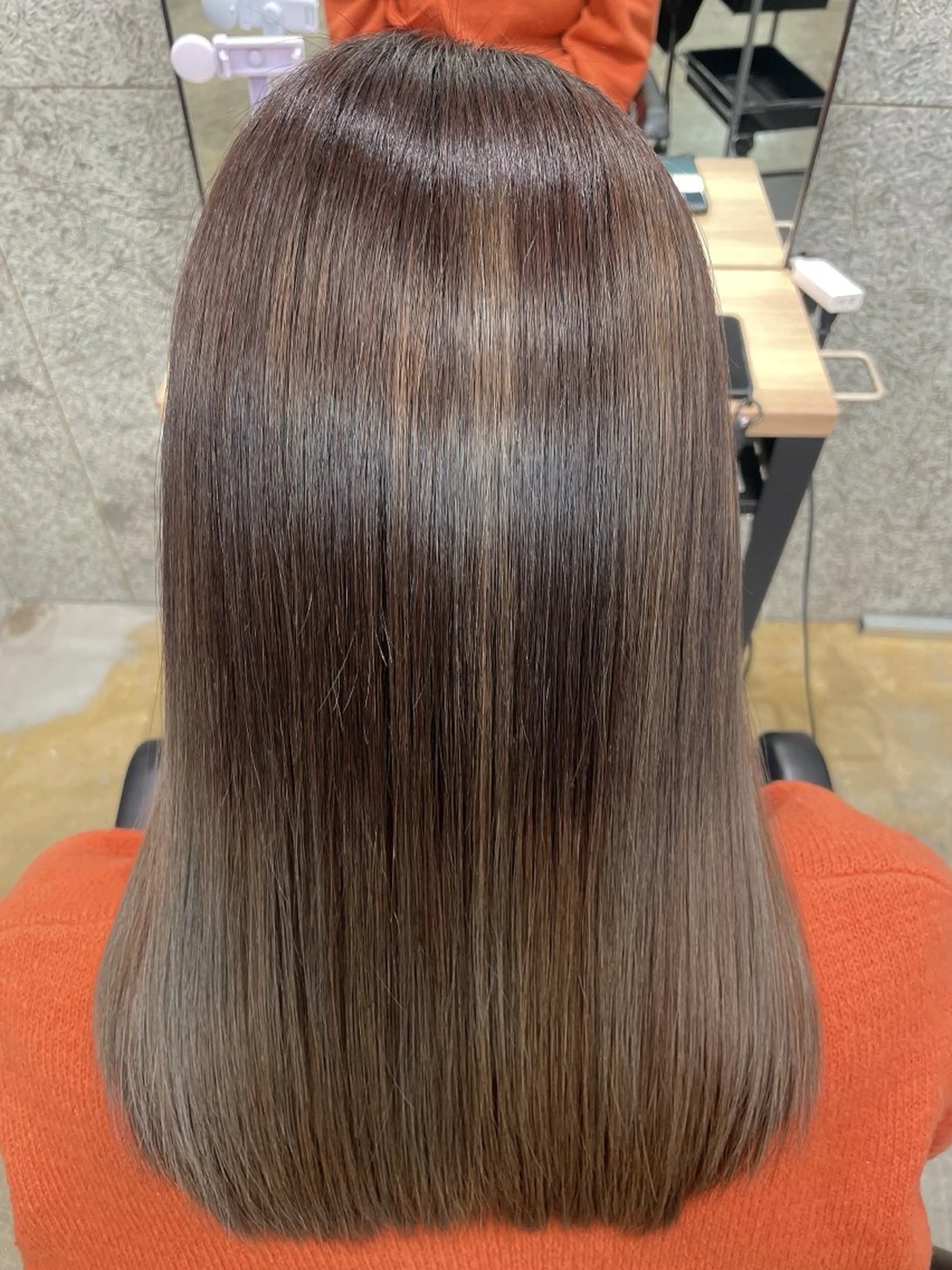 セミロング 髪質改善 カット ヘアカラー WE RULE 札幌店 【ウィールール 札幌店】所属・✨️大人ショート 髙橋朋花のヘアスタイル